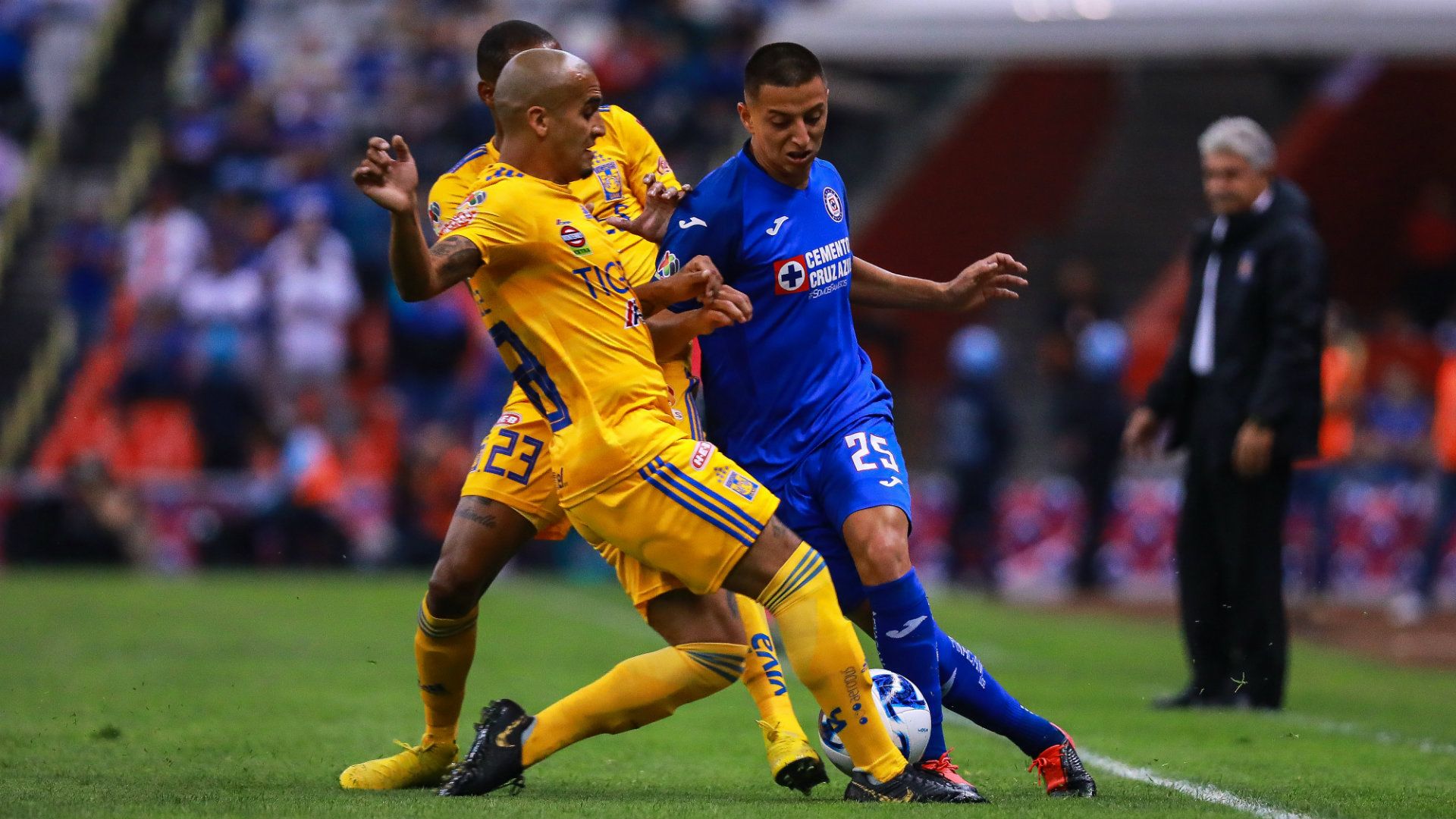 Roberto Alvarado Cruz Azul vs Tigres Clausura 2020