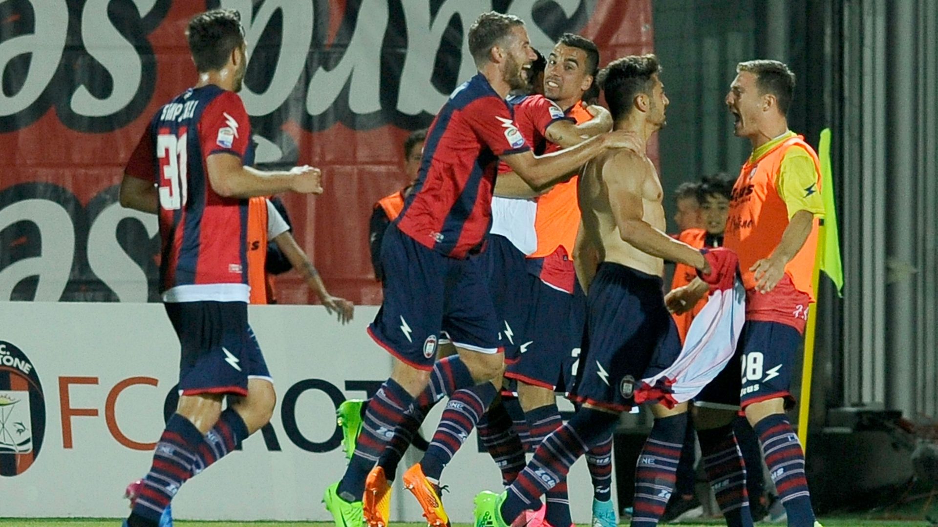 Crotone celebrating Crotone Lazio Serie A 05282017