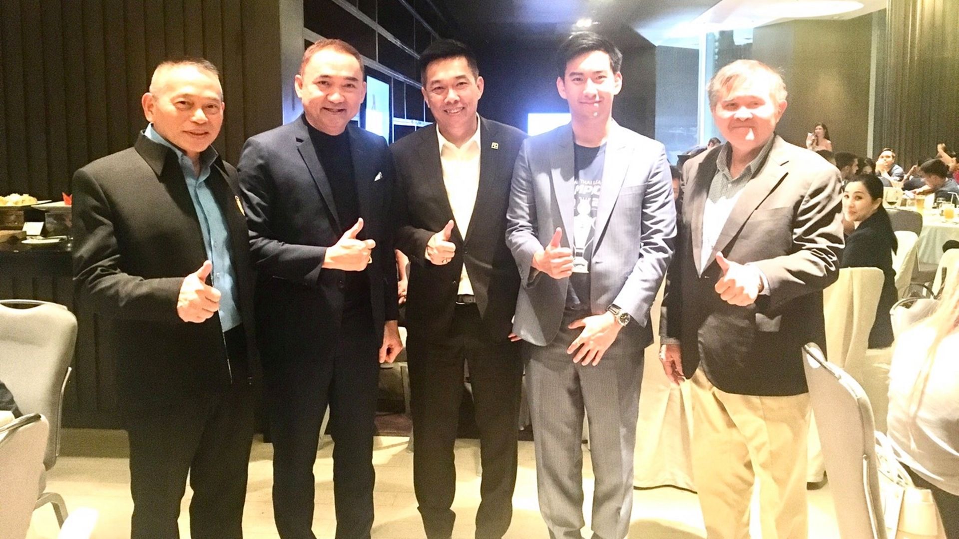 อดิศักดิ์ เบ็ญจศิริวรรณ