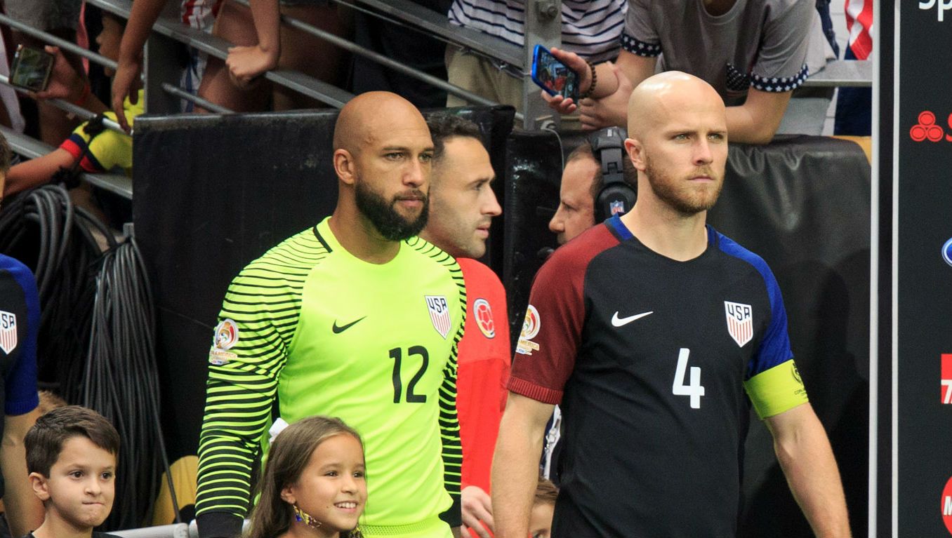 Tim Howard Michael Bradley USA