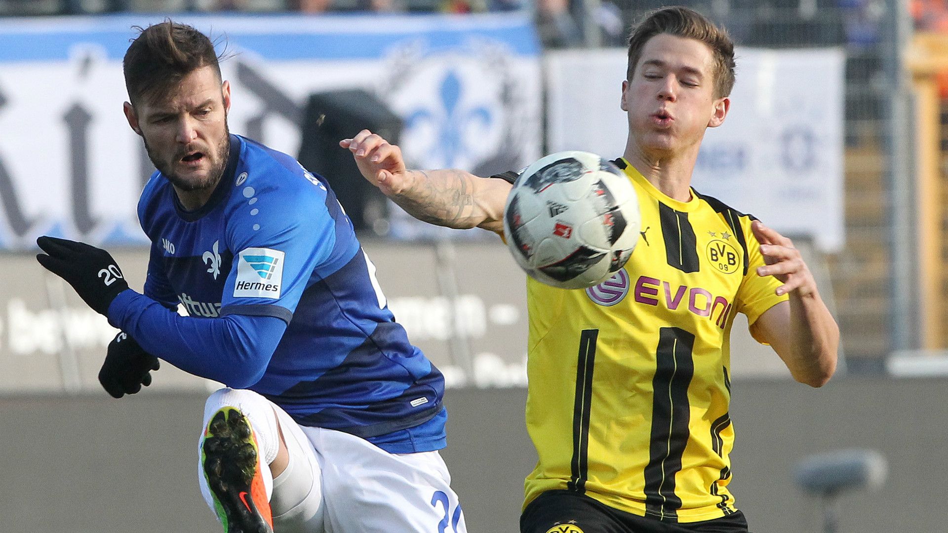 MARCEL HELLER DARMSTADT ERIK DURM BORUSSIA DORTMUND GERMAN BUNDESLIGA 11022017