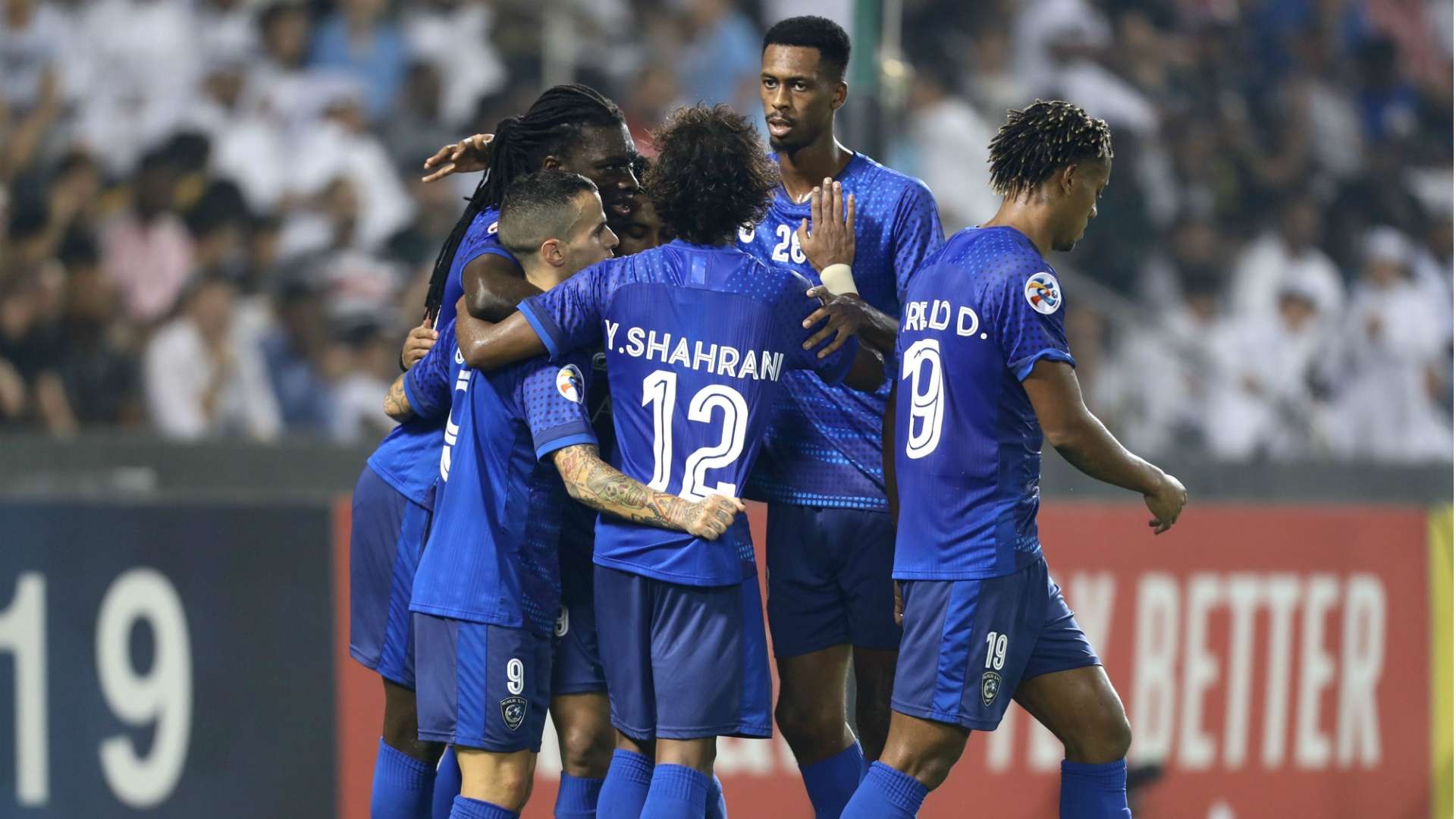 نجوم الهلال يحتفلون أمام السد في دوري أبطال آسيا