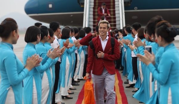 Olympic Việt Nam về nước