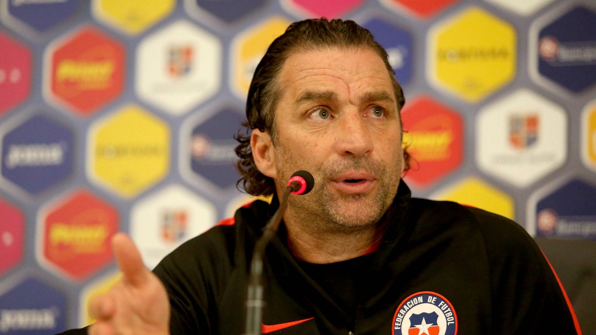 Juan Antonio Pizzi 12062017