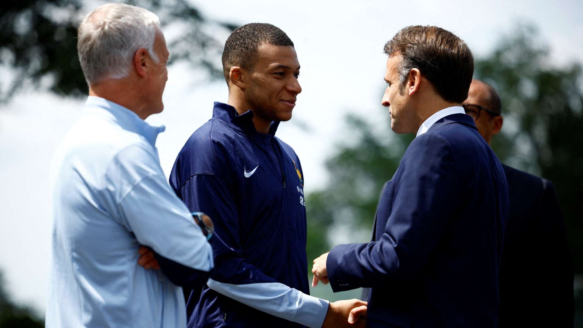 Mbappé Macron France 03062024
