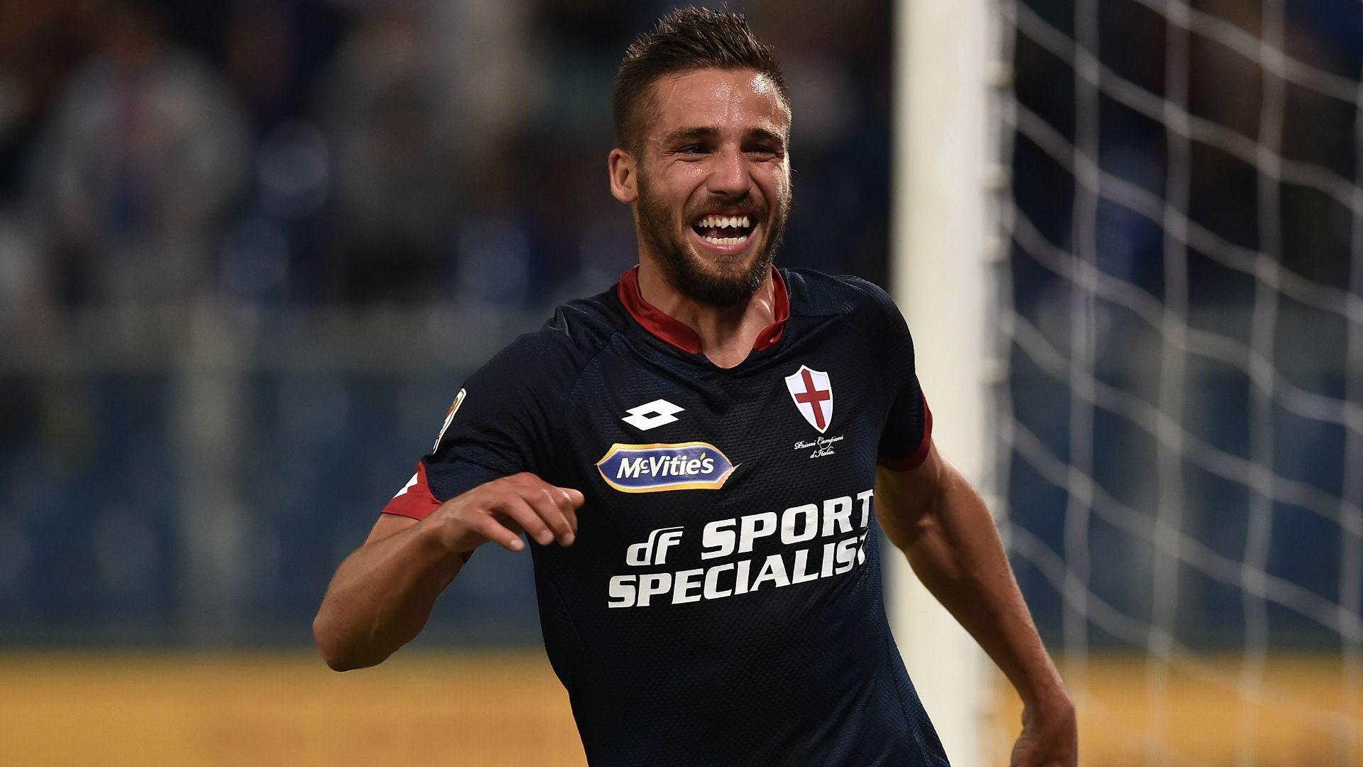 Leonardo Pavoletti Genoa