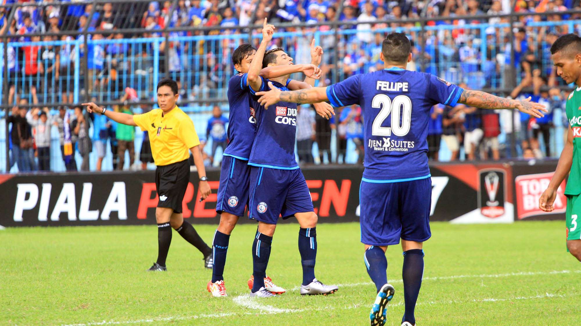 Selebrasi Esteban Vizcarra - Arema & PS TNI