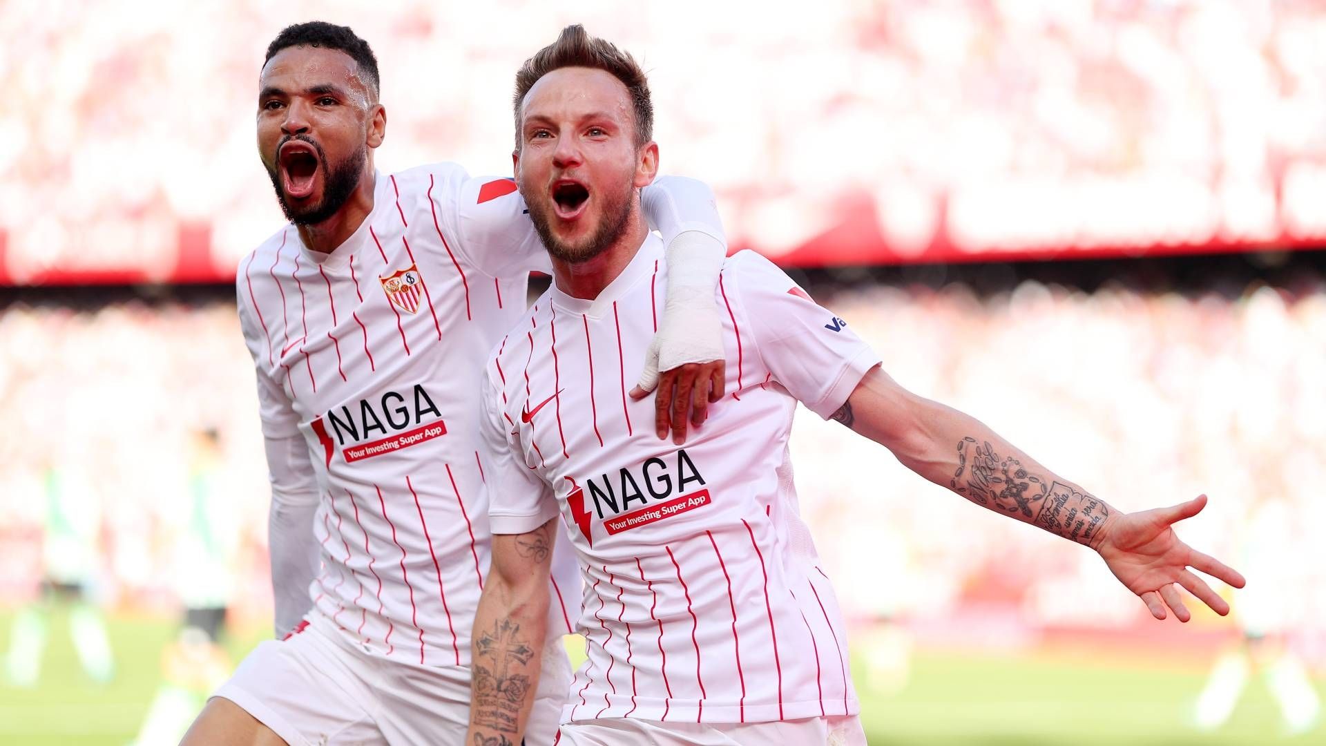 Ivan Rakitic Youseff En-Nesyri FC Sevilla