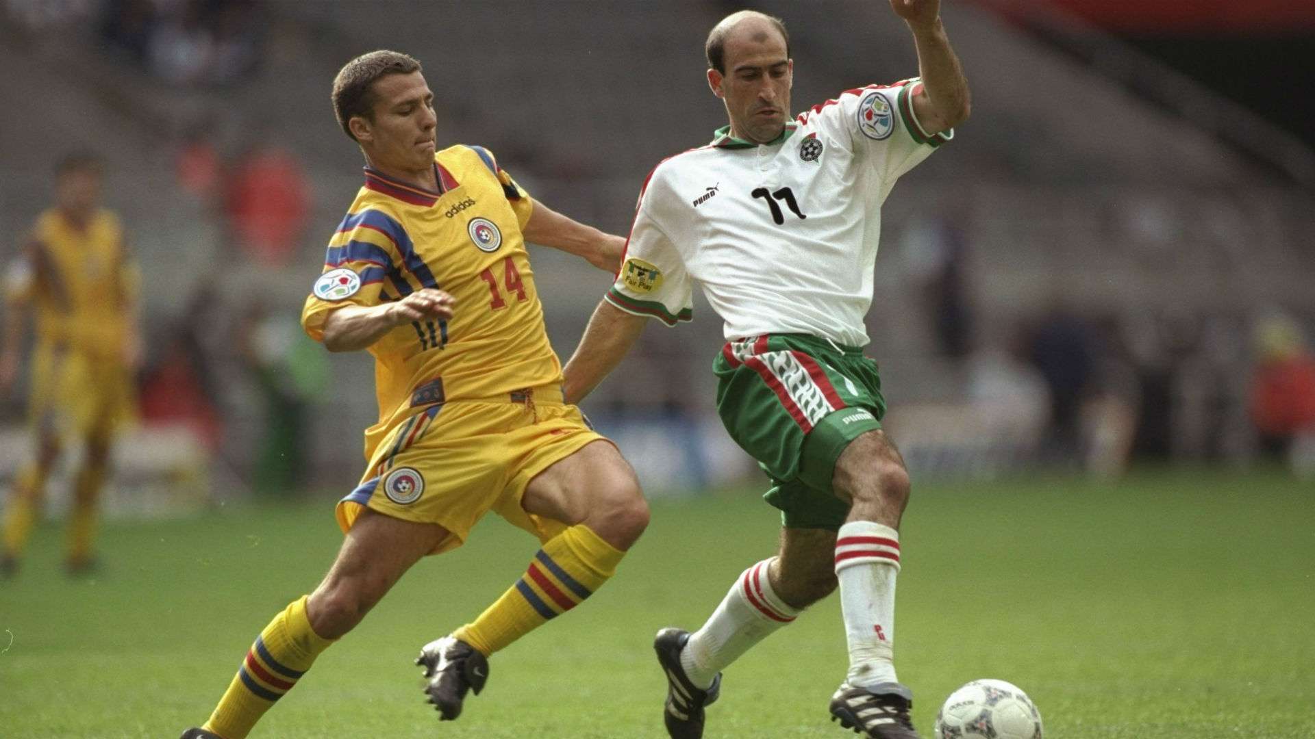Yordan Letchkov Constantin Galca Romania Bulgaria Euro 1996