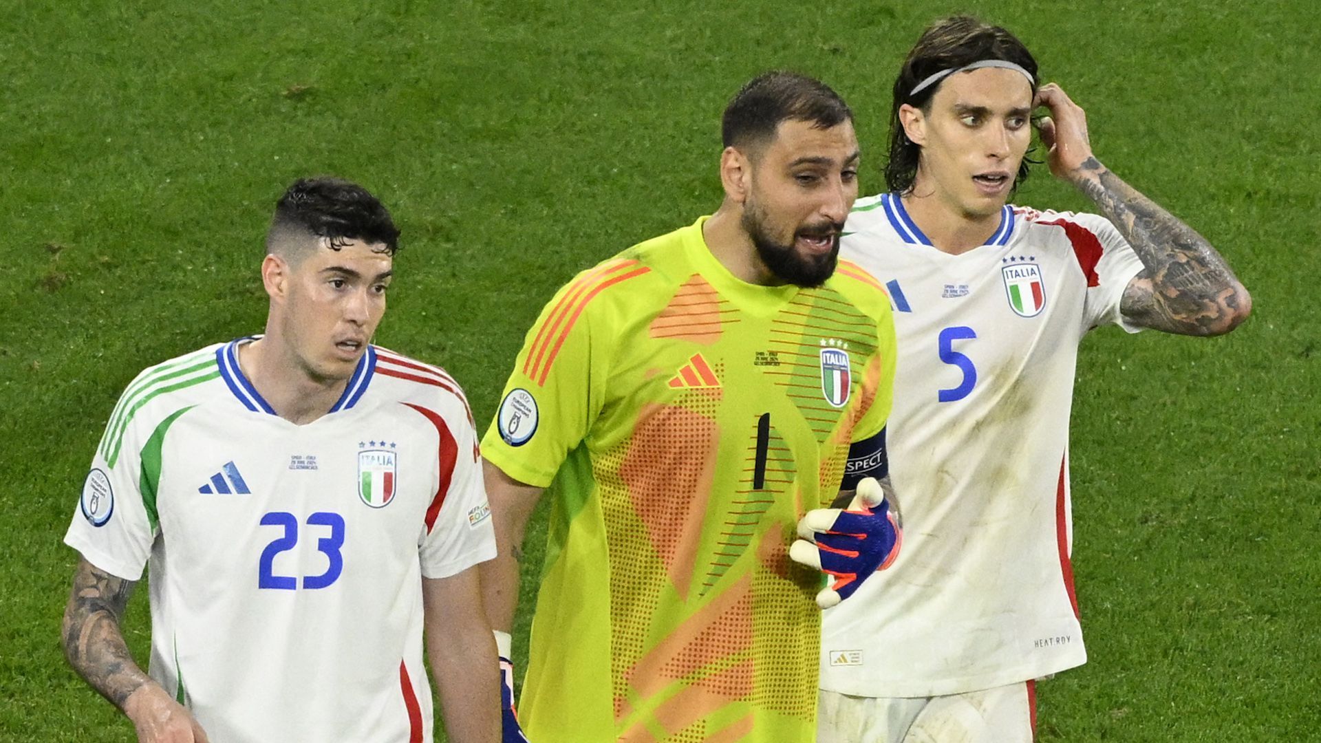 Bastoni Donnarumma Calafiori Italy
