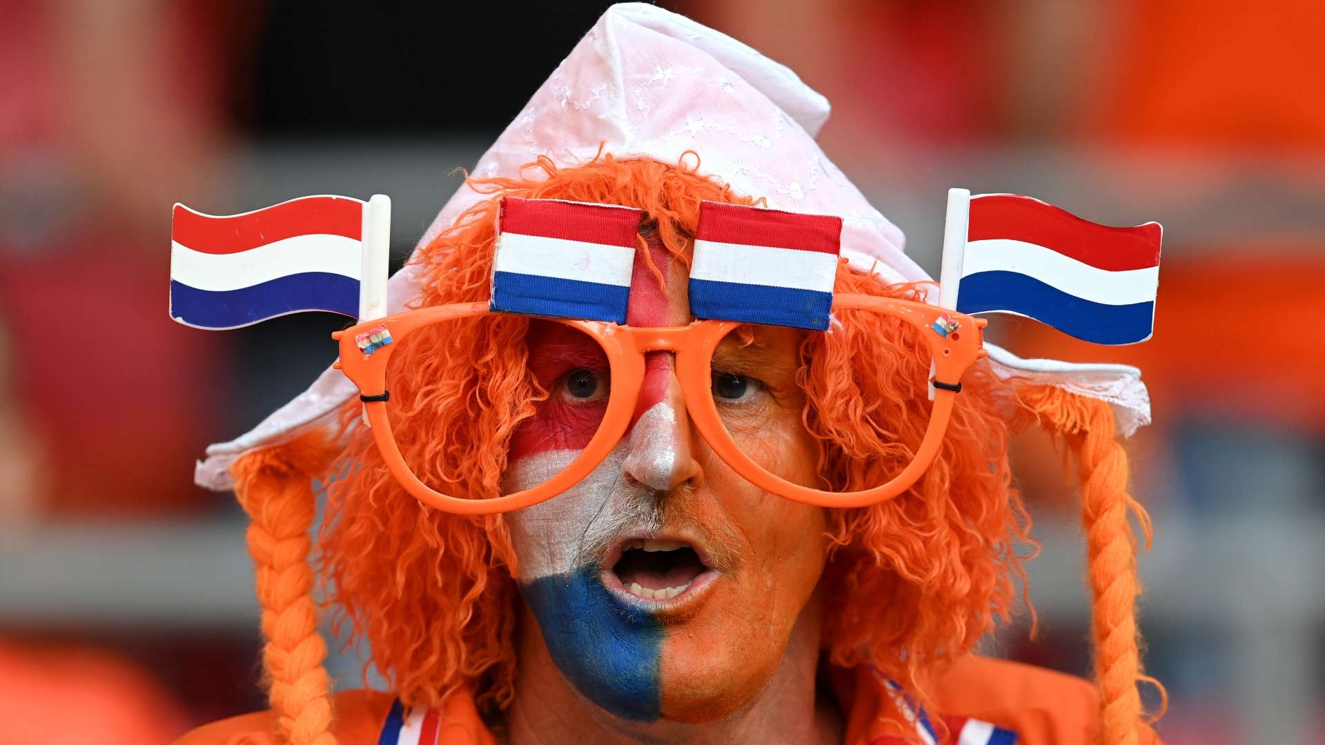 Netherlands fan vs Ukraine Euro 2020