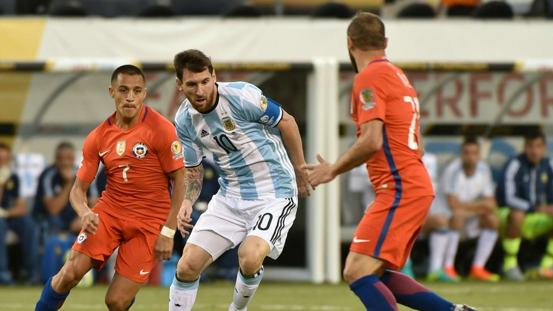 Alexis Sánchez - Lionel Messi