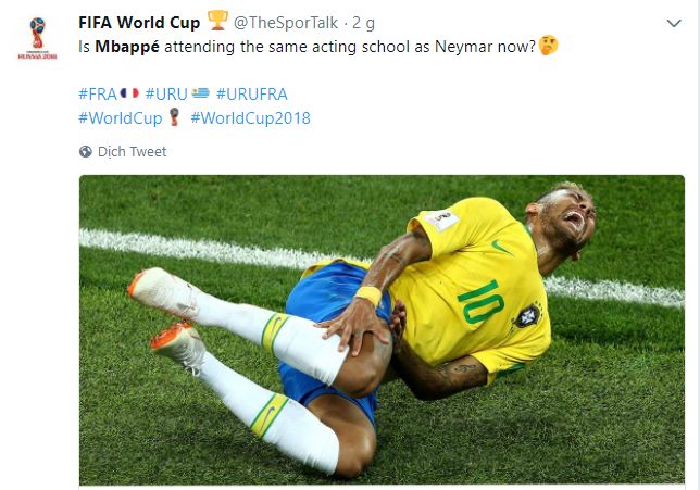 Reaction Mbappe dive