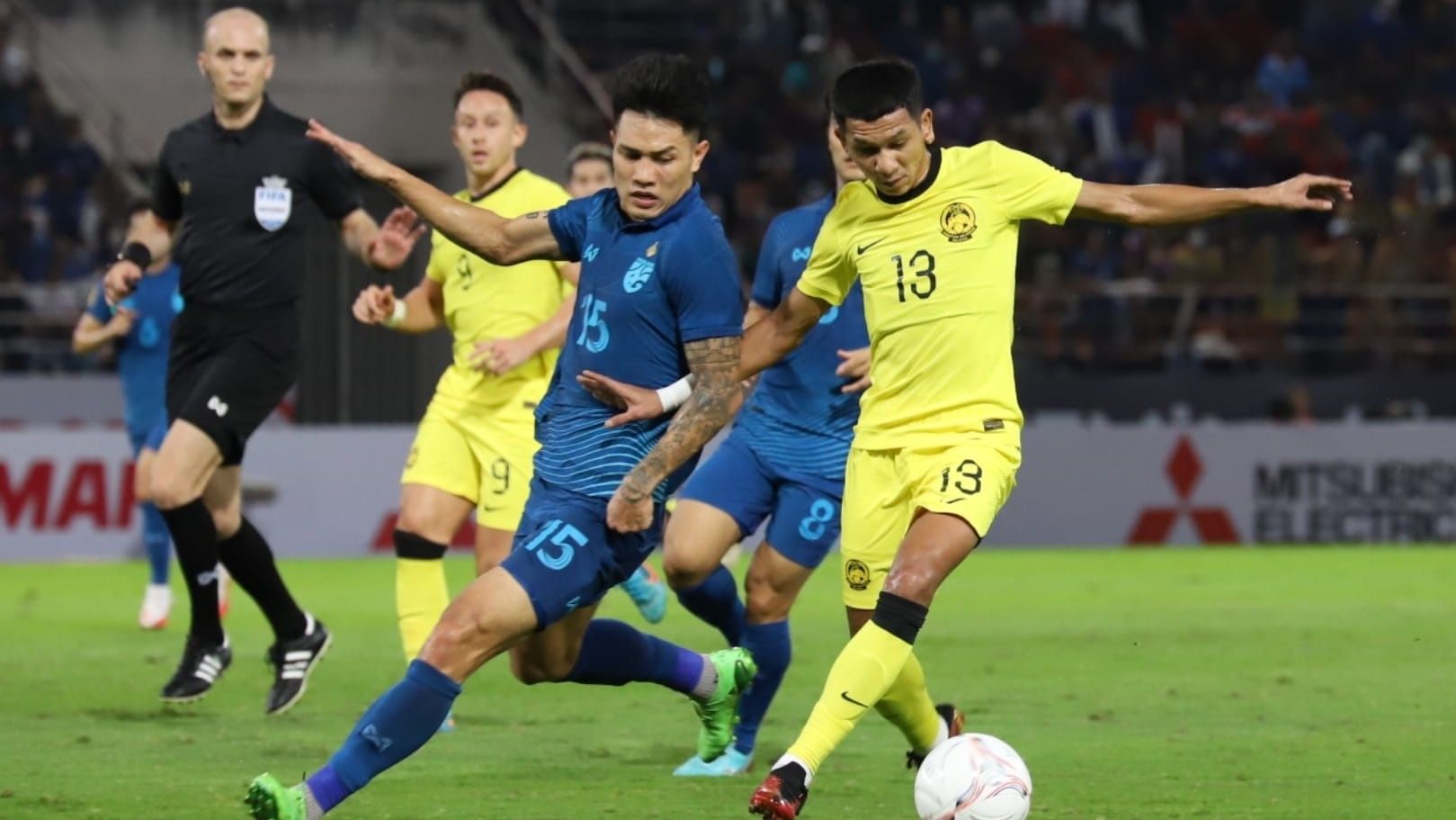 Suphanan Bureerat Nor Hakim Hassan Thailand Malaysia AFF Cup 2022 Semifinal 10012023