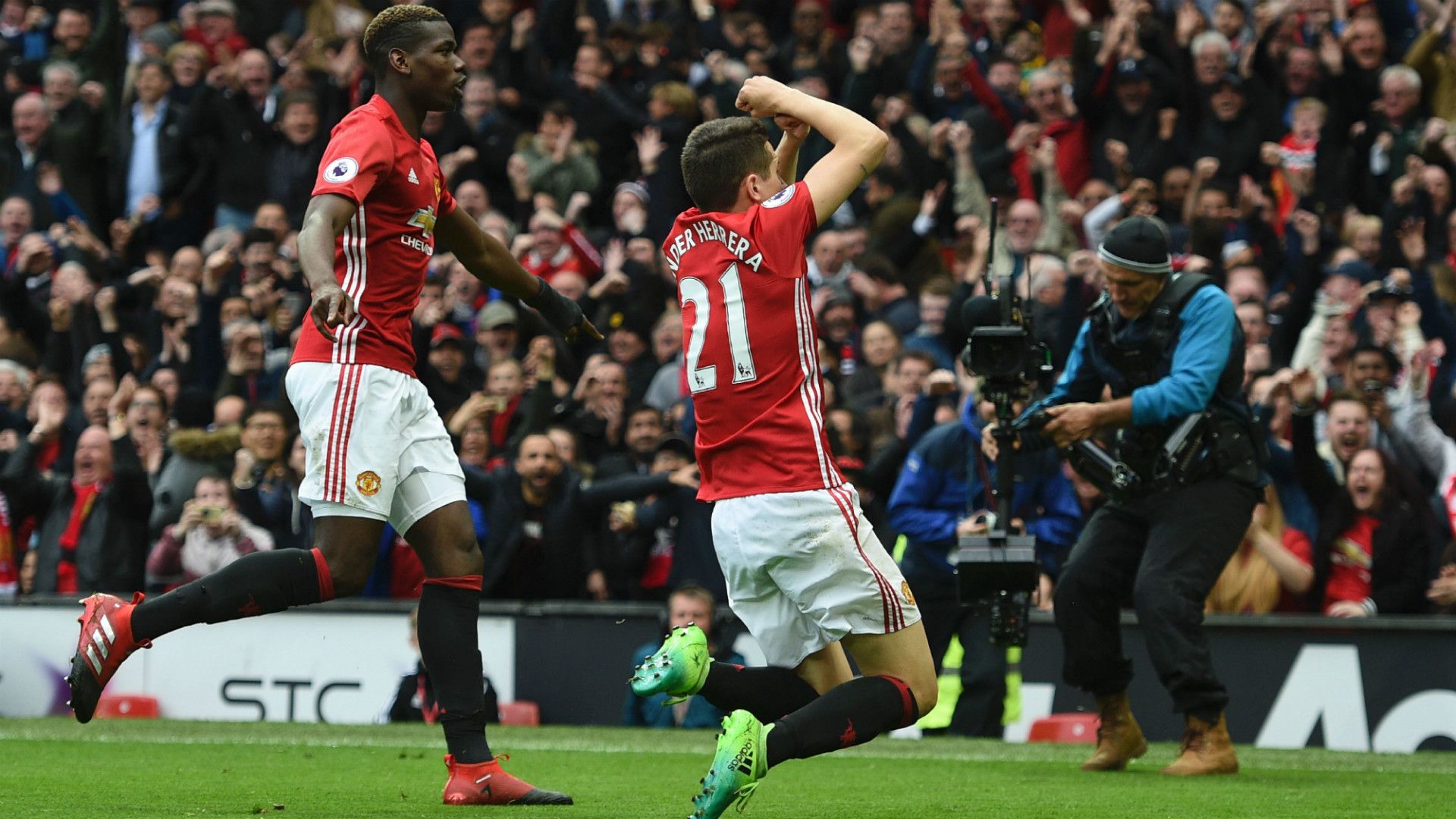 Ander Herrera Manchester United Premier League