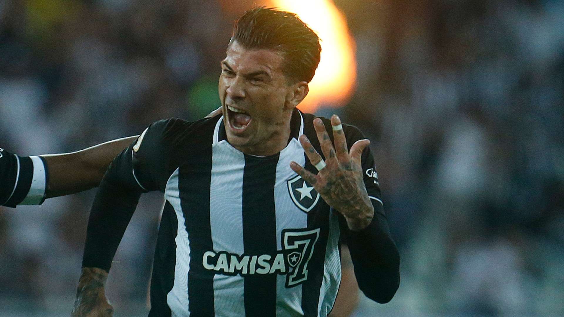 Victor Cuesta Botafogo Brasileirão 2022