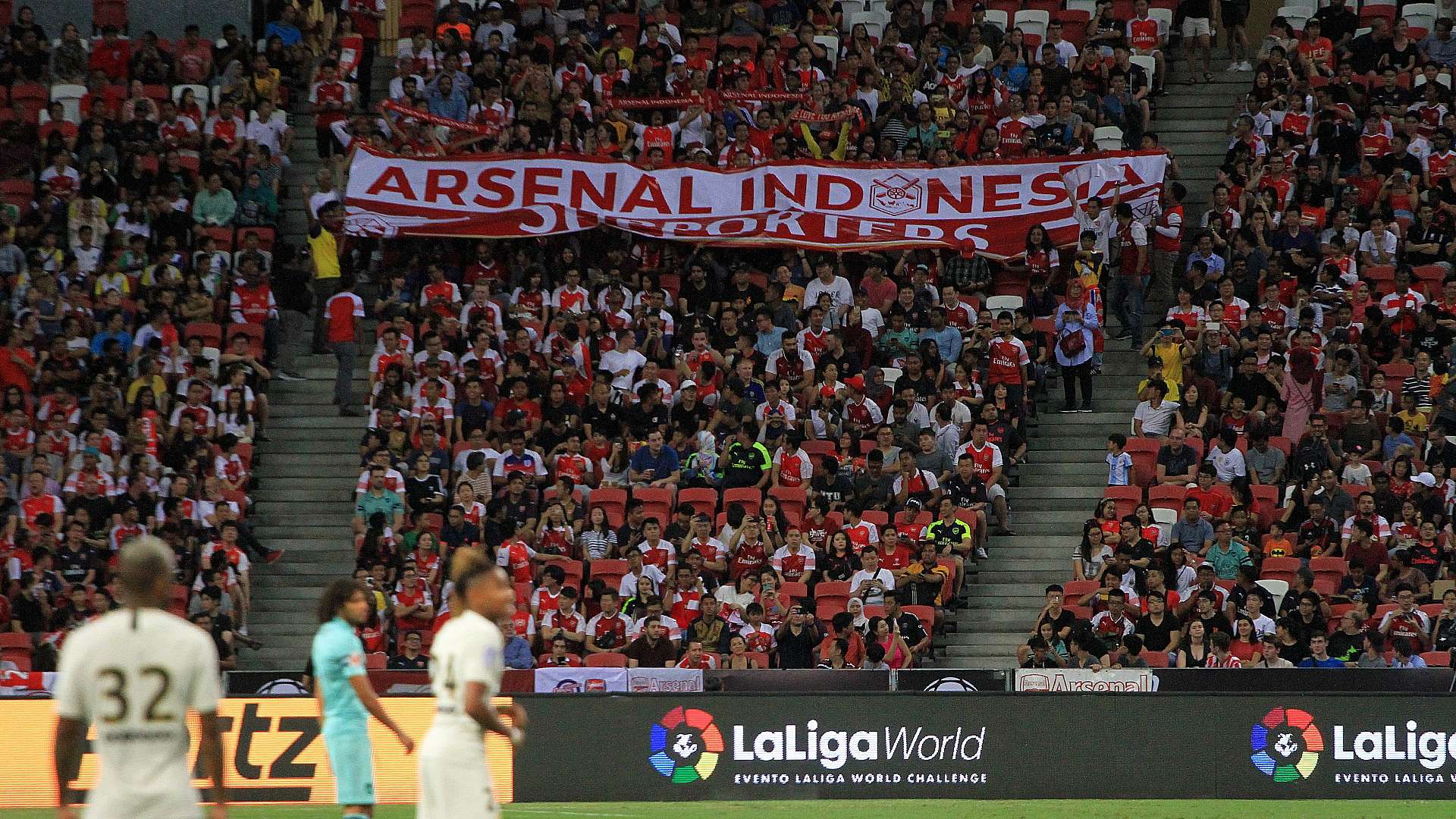 Arsenal & PSG Fans