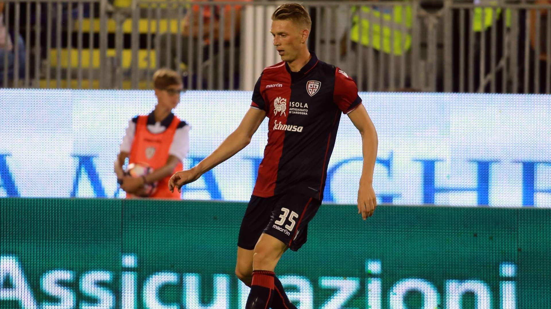 Bartosz Salamon Cagliari