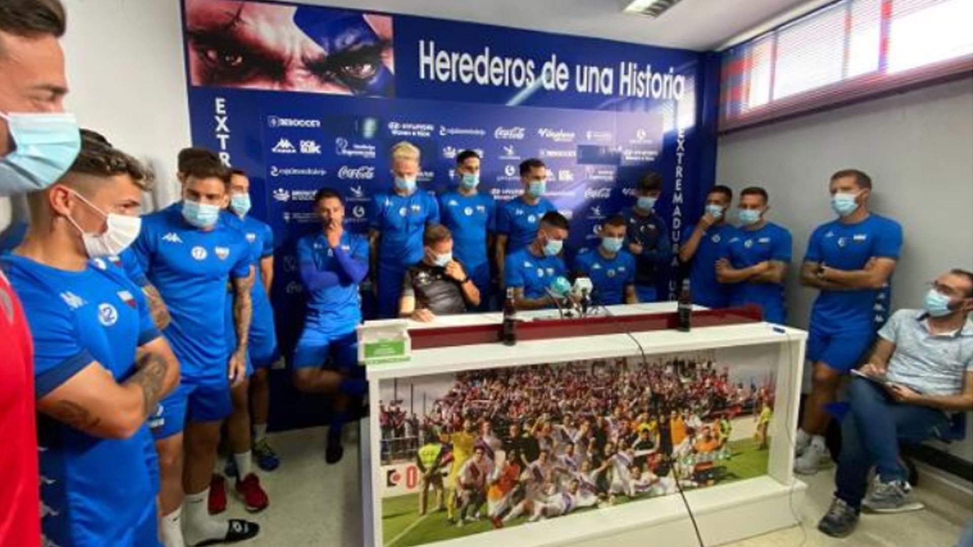 La plantilla del Extremadura lee un comunicado