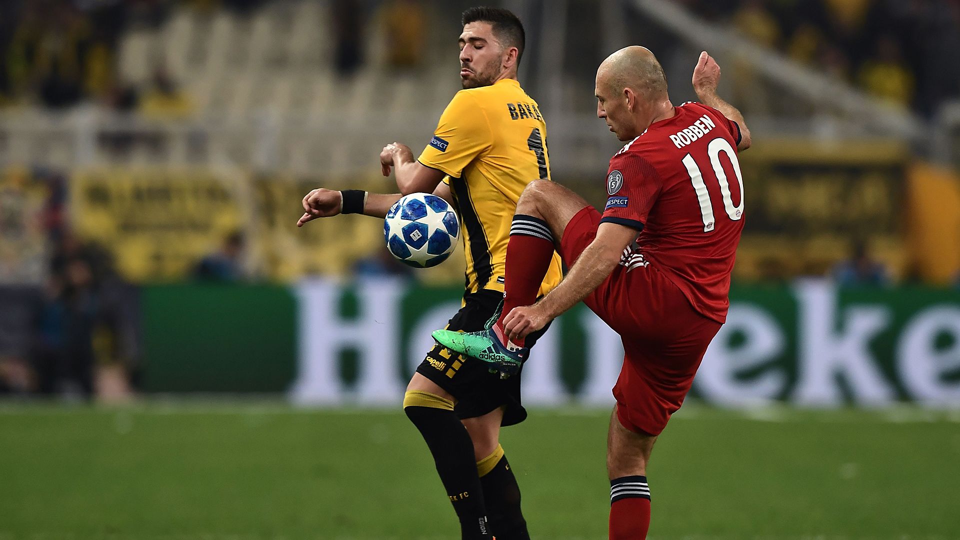 Arjen Robben AEK Athens Bayern