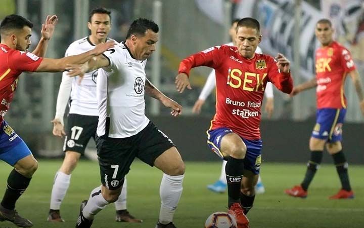 Esteban Paredes - Colo Colo