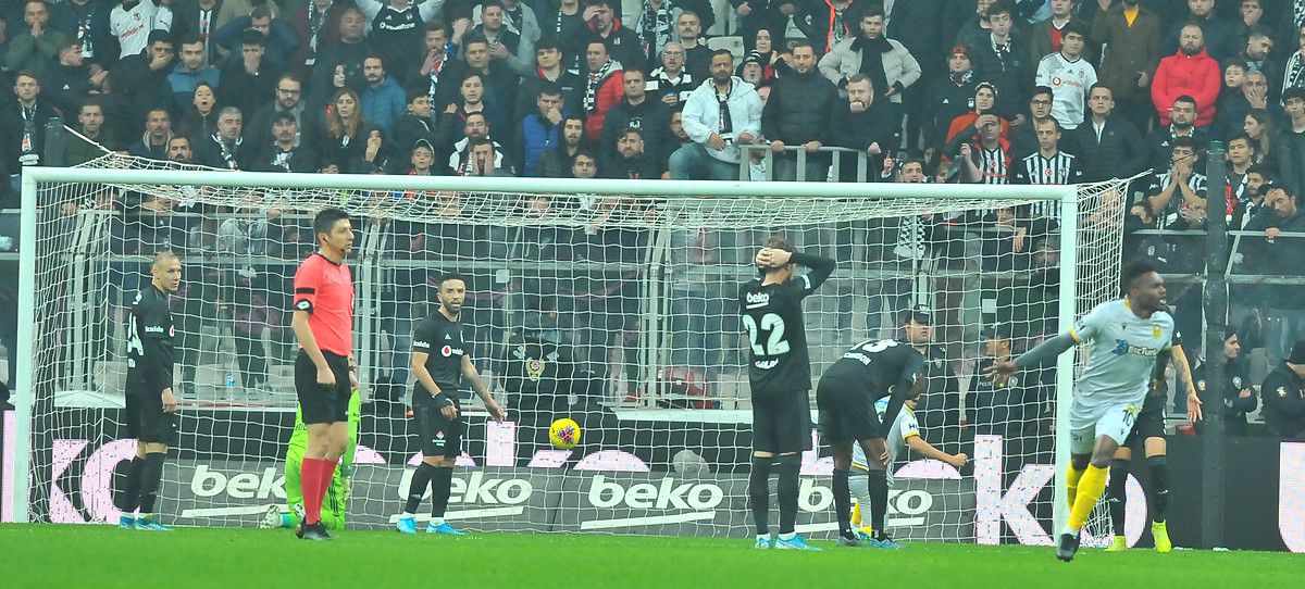 Thievy Bifouma Besiktas Yeni Malatyaspor 12/15/19