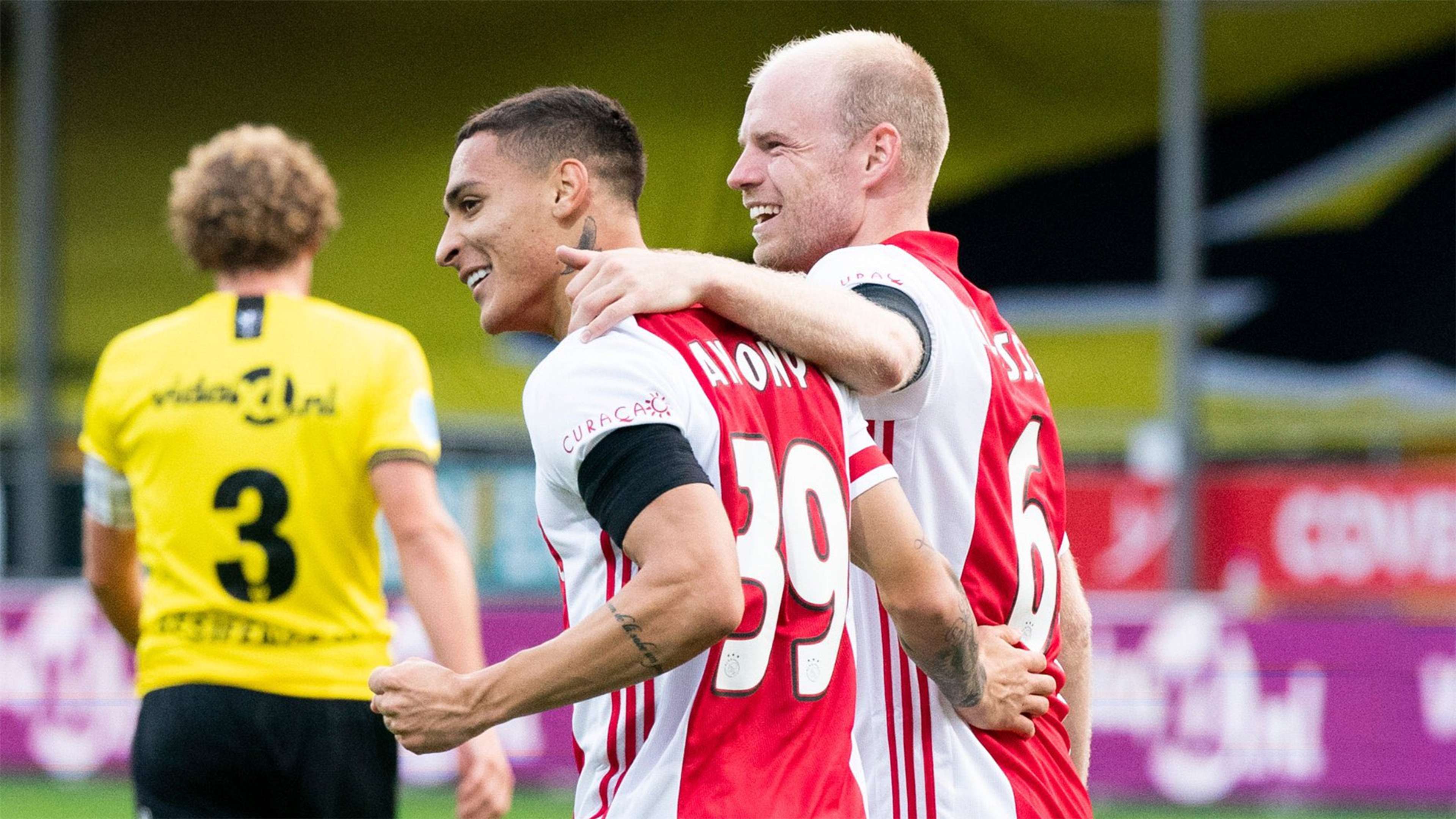Antony e Davy Klaassen VVV Venlo Ajax Eredivisie 24102020