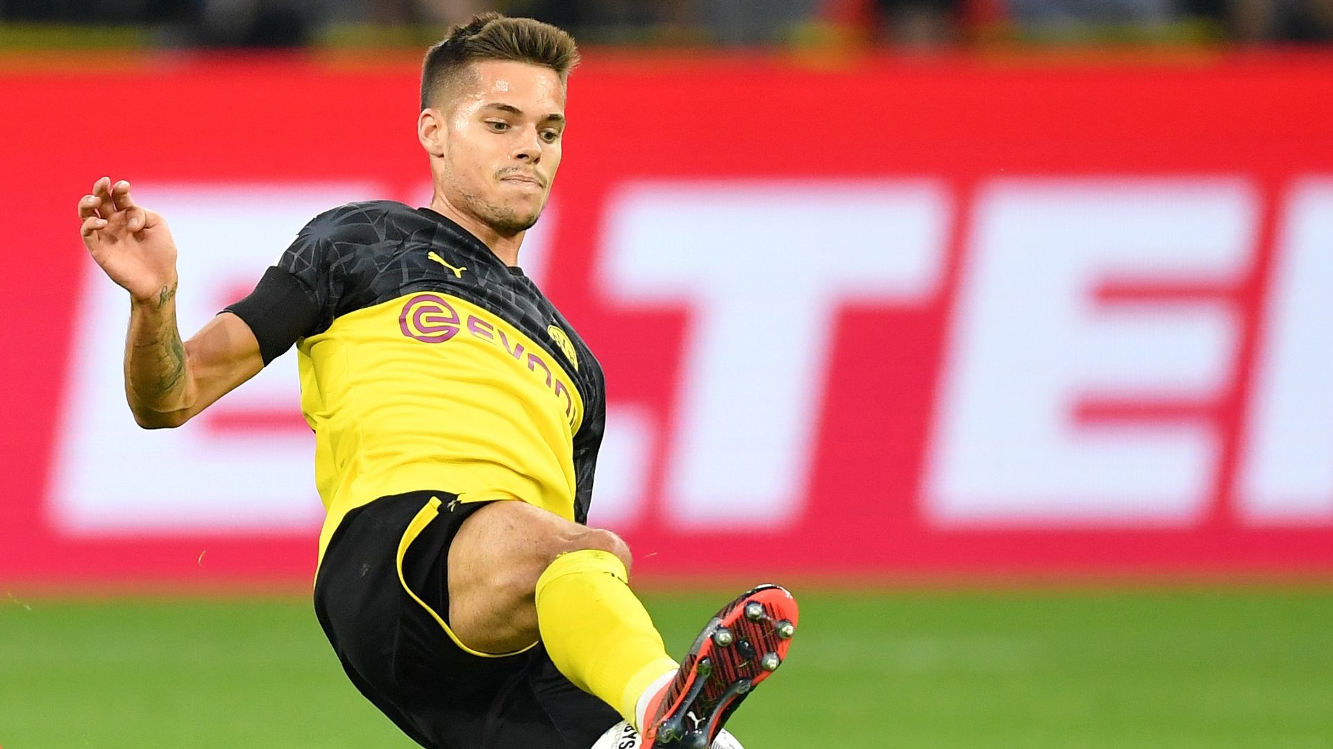 Julian Weigl BVB Bayern Supercup 2019