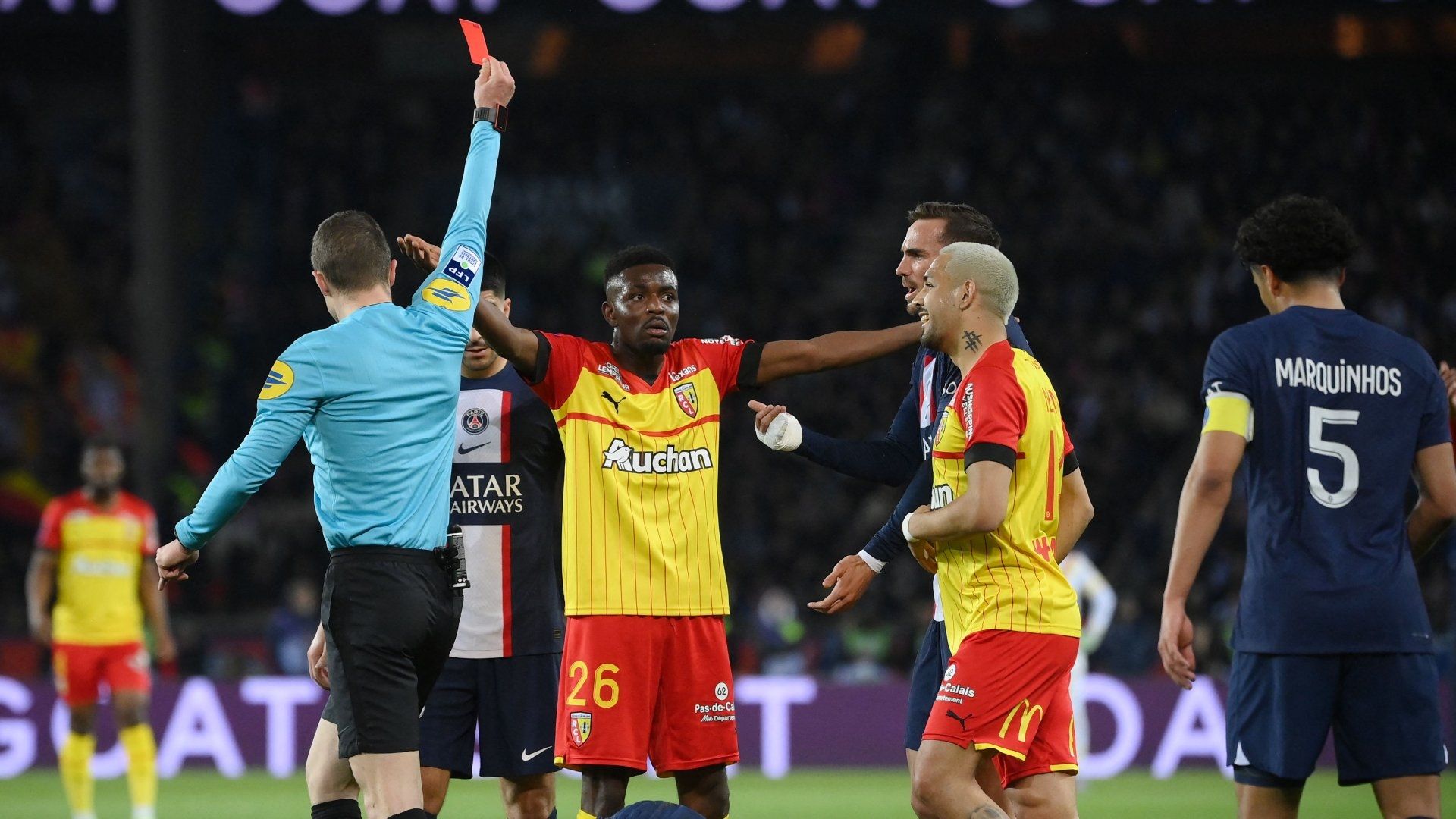 Salis Abdul Samed red card PSG Lens 2022-23