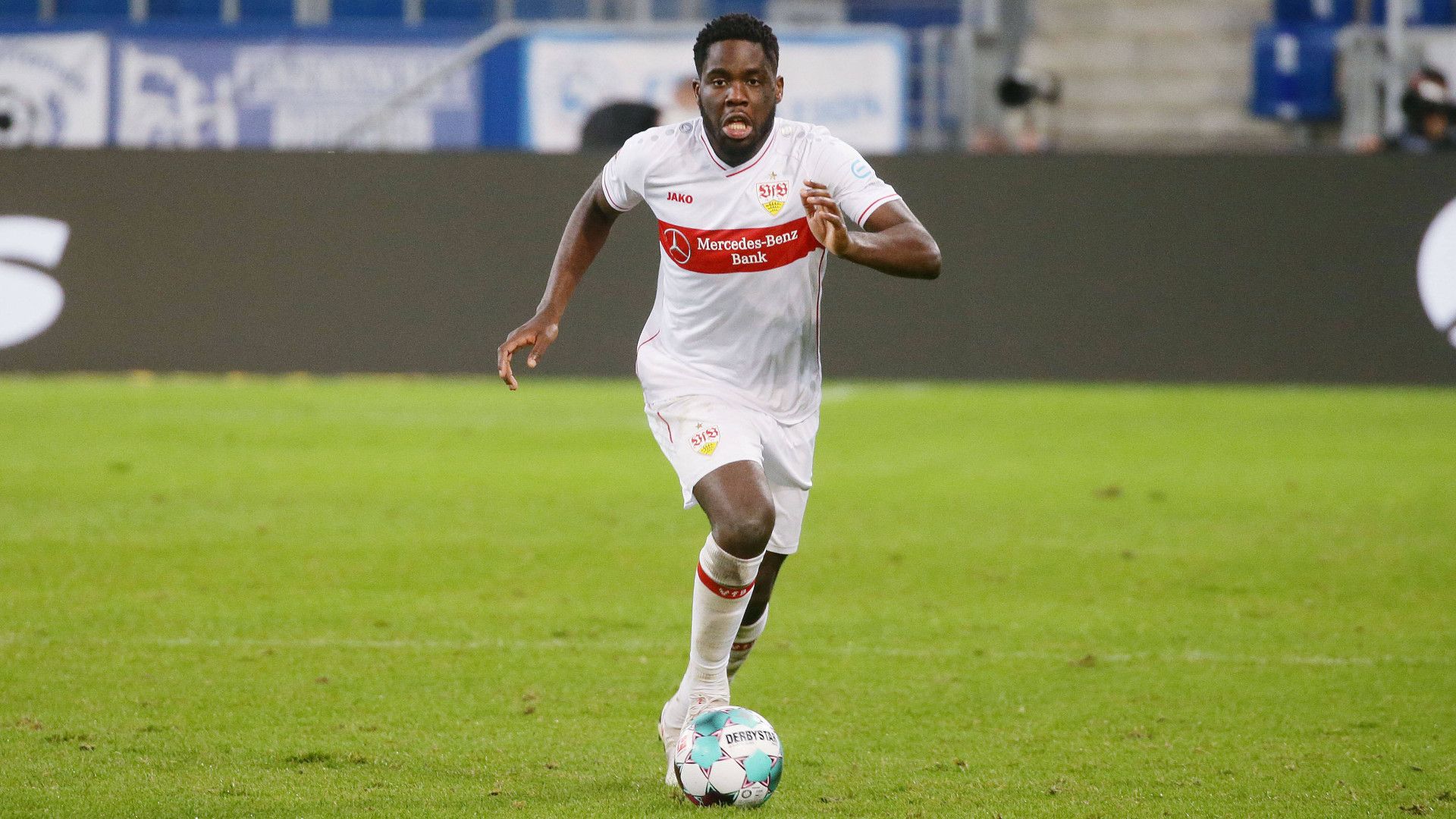 Orel Mangala_VfB Stuttgart_Bundesliga_21112020_Pressefoto Baumann