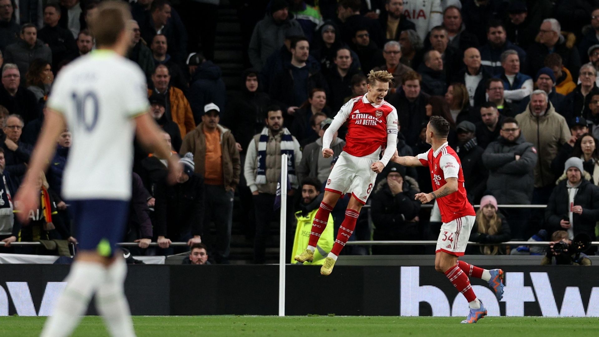 Odegaard Tottenham Arsenal