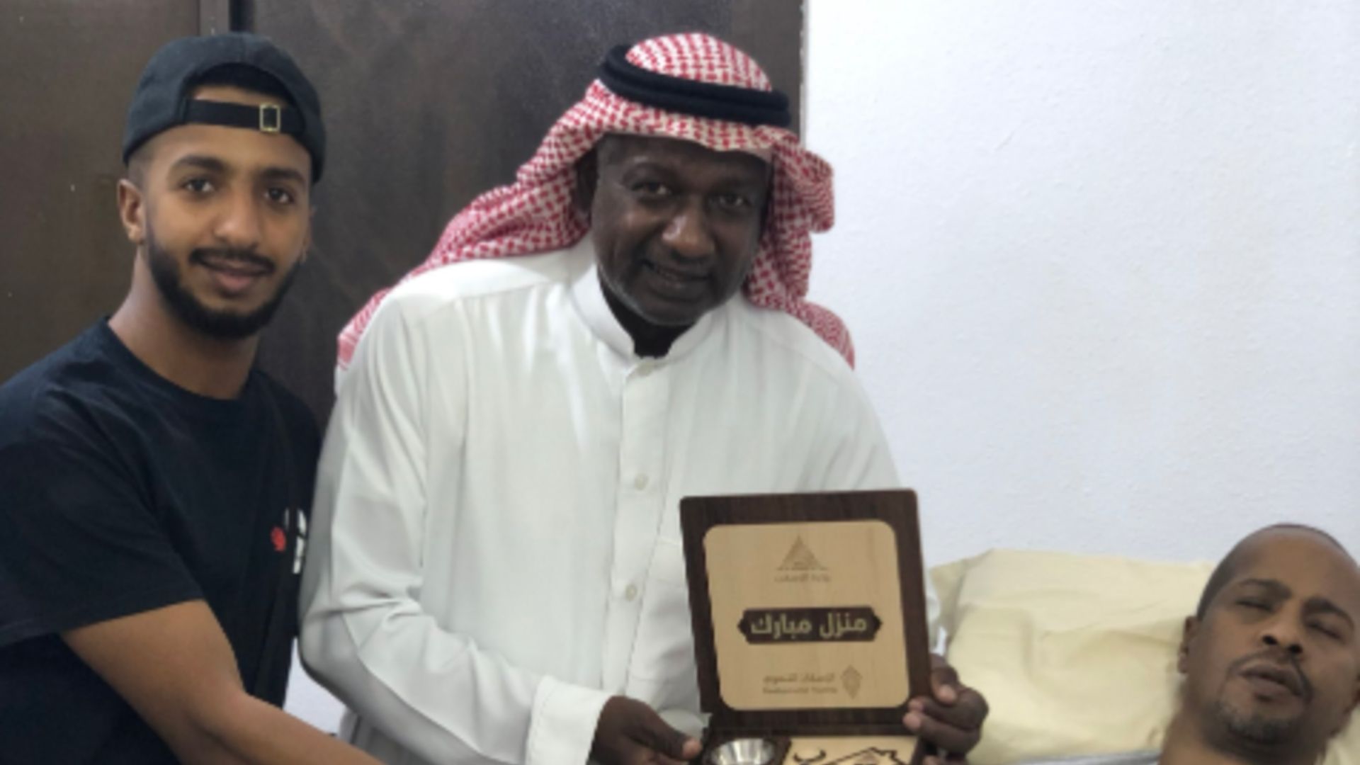 ماجد عبد الله - خميس العويران