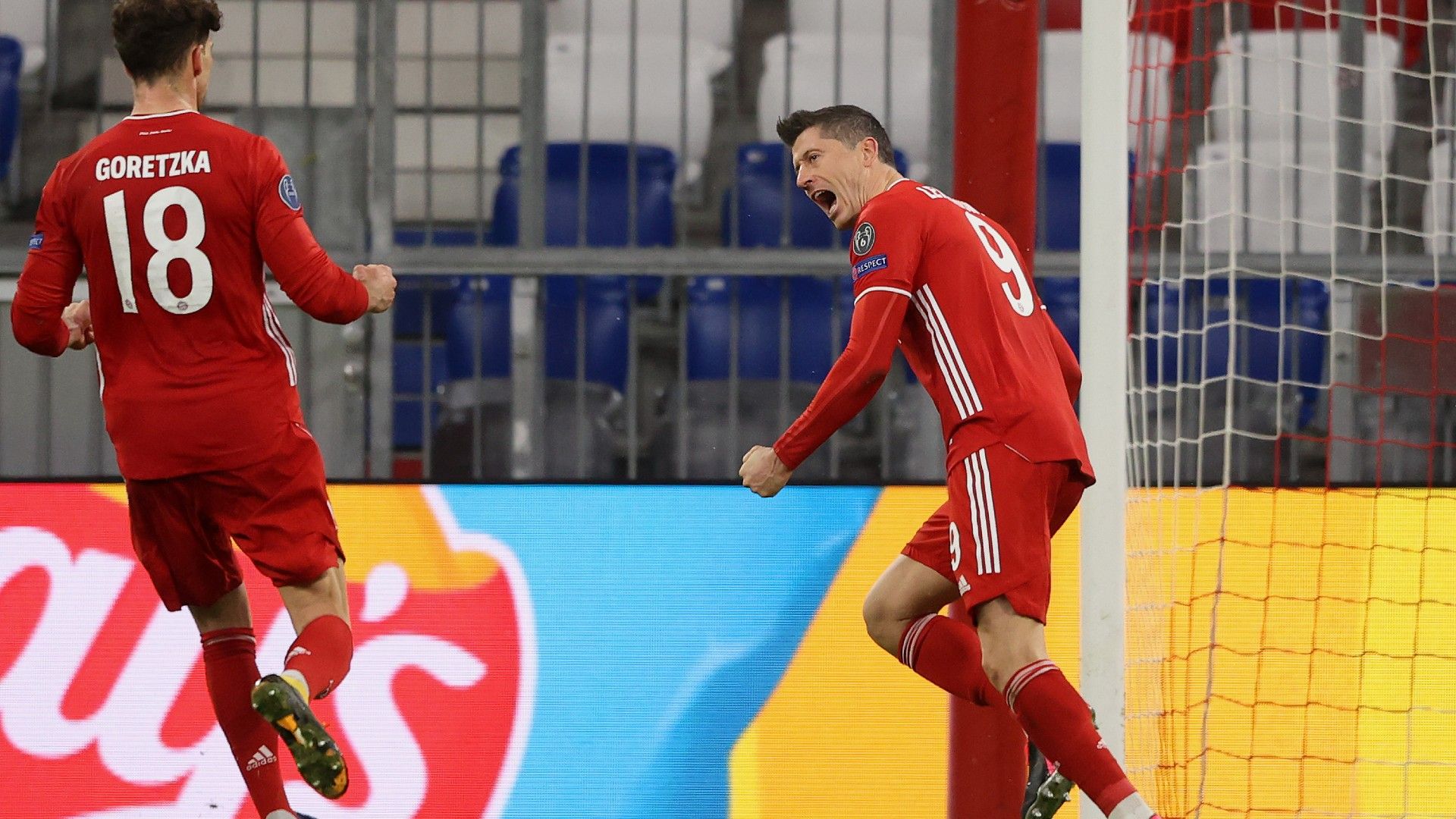 FC BAYERN ROBERT LEWANDOWSKI LAZIO JUBEL