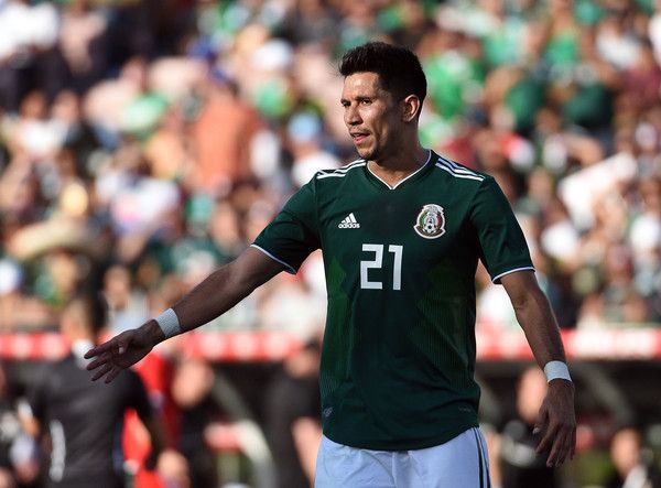 Jesús Molina México Gales 2018