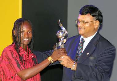 Perpetua Nkwocha, ex-jogadora da Nigéria, foi eleita quatro vezes a melhor jogadora da África