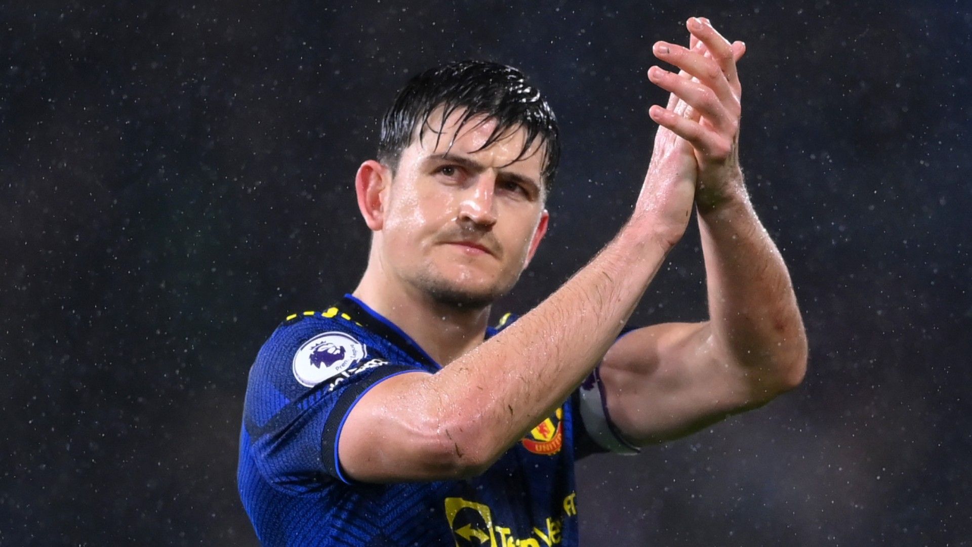 Harry Maguire Manchester United 2021-22