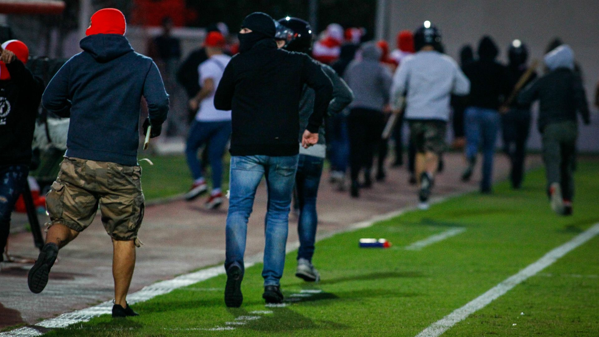 ONLY GERMANY Olympiakos Bayern U19 Youth League fans