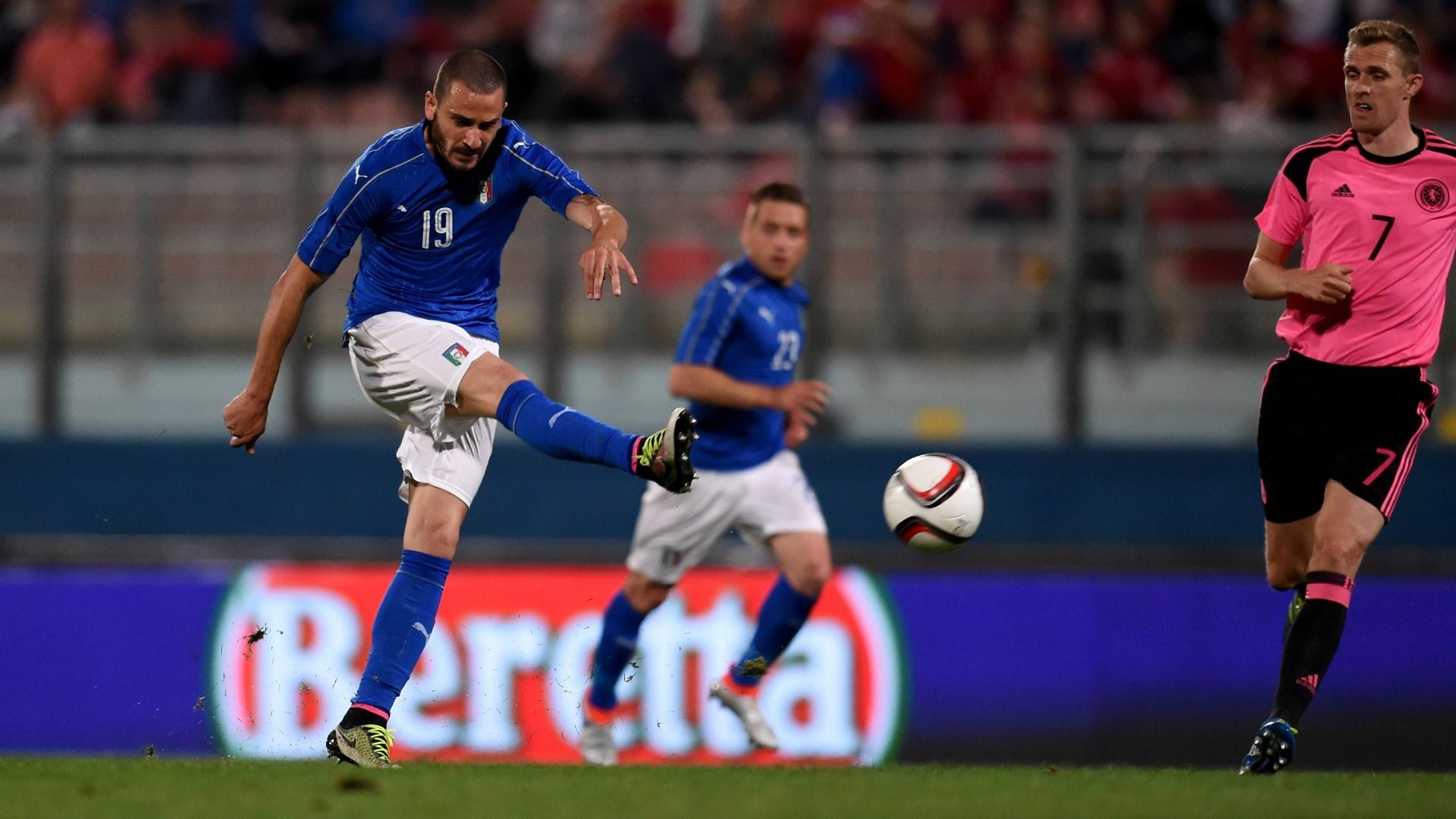 Leonardo Bonucci Italy Scotland 29052016