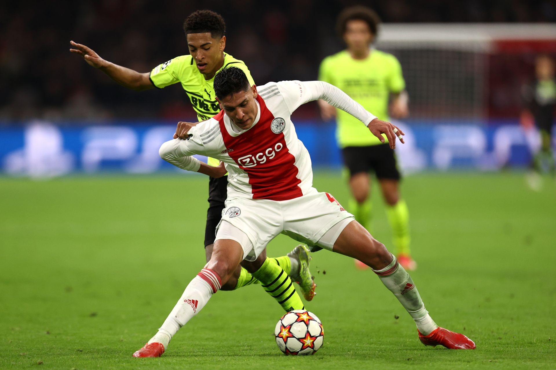 Jude Bellingham Edson Álvarez Ajax Borussia Dortmund Champions League 21-22
