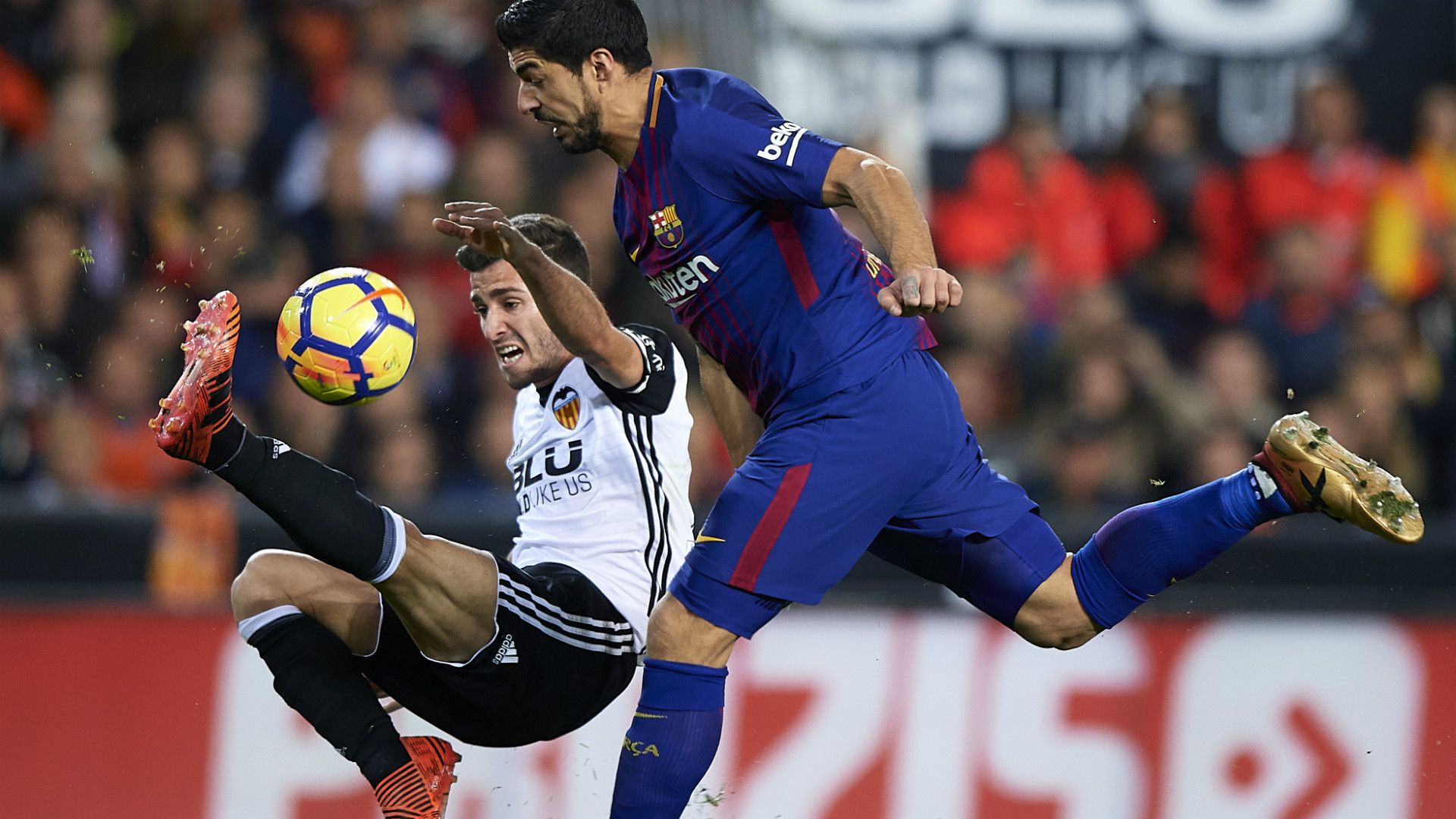 JOSE LUIS GAYA VALENCIA LUIS SUAREZ BARCELONA LALIGA 26112017