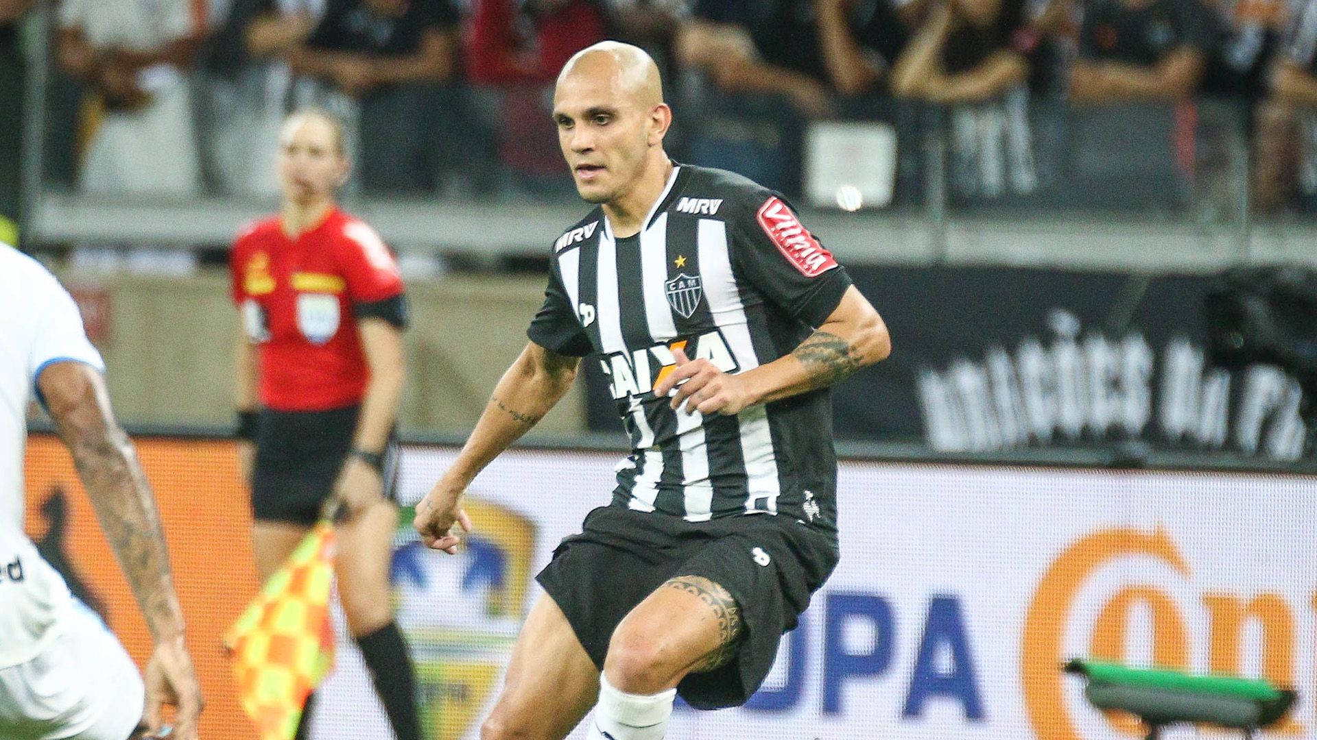 Fábio Santos Atlético-MG Grêmio Copa do Brasil 23112016
