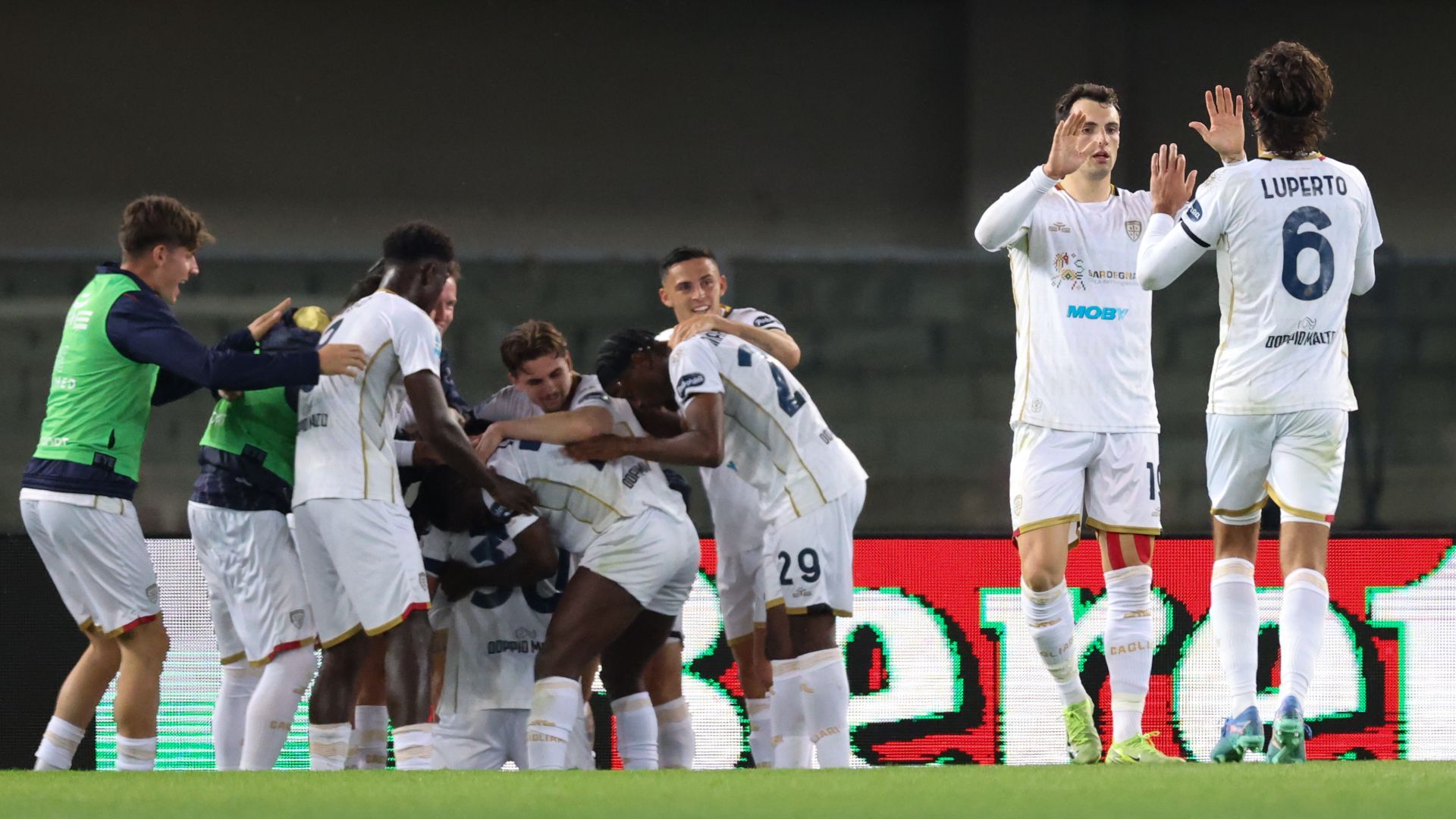 Leonardo Pavoletti Verona Cagliari Serie A