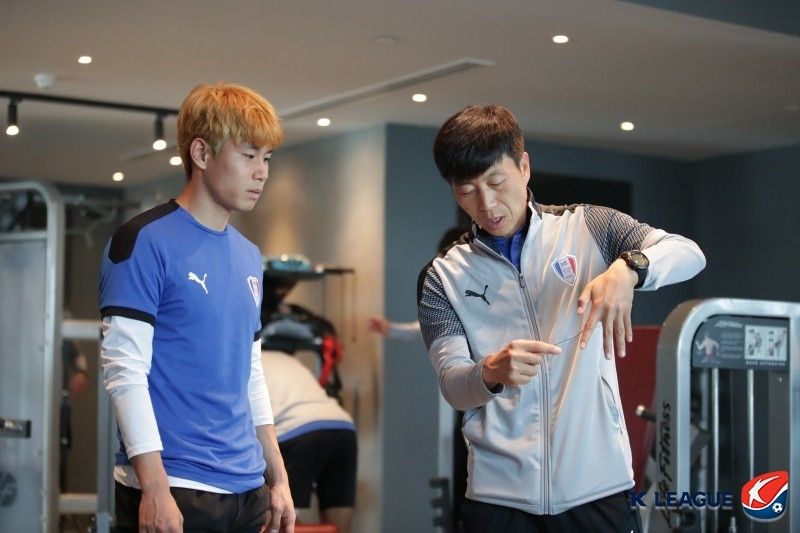 수원 김두현 코치