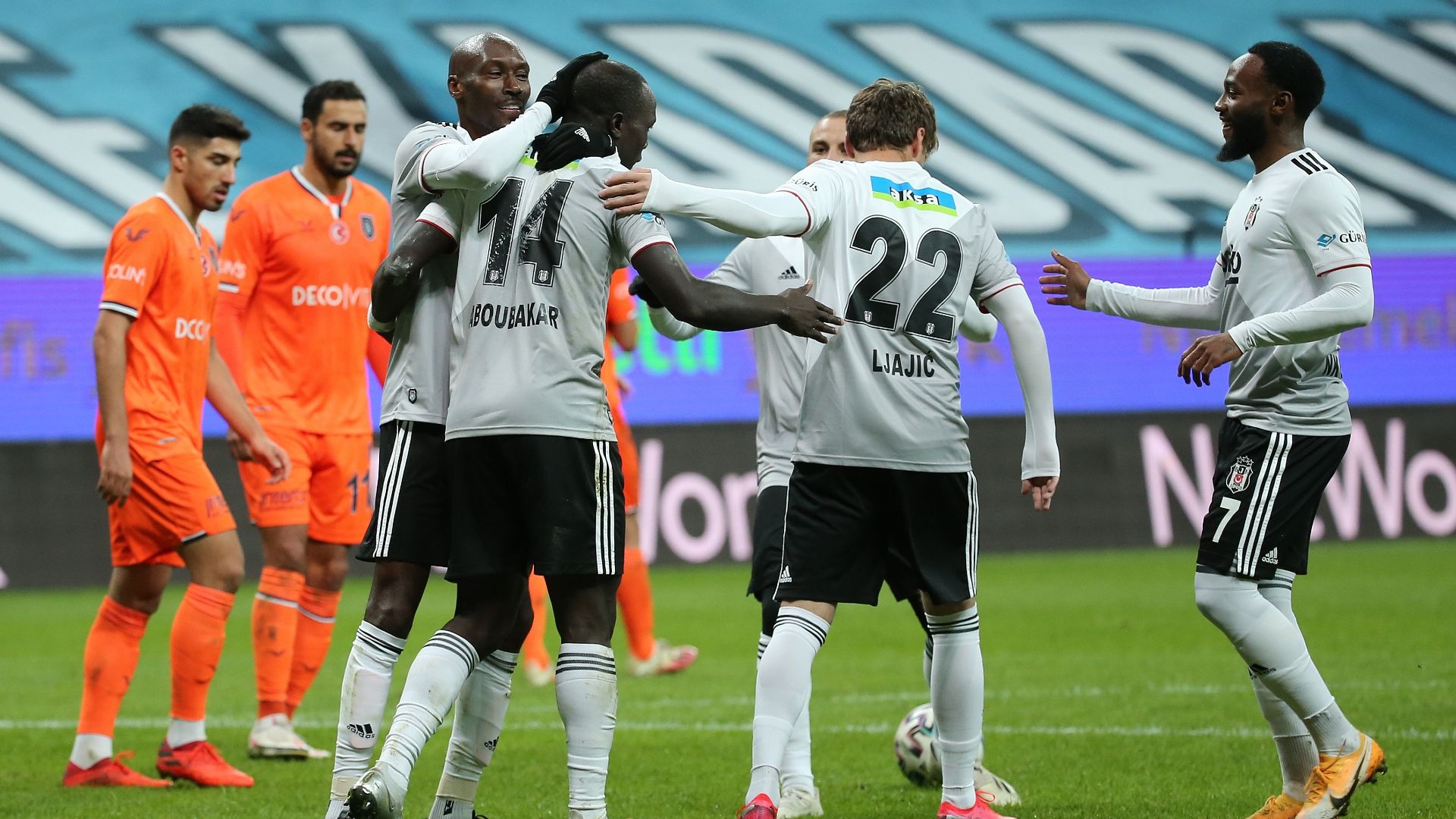 Besiktas goal celebration vs Basaksehir