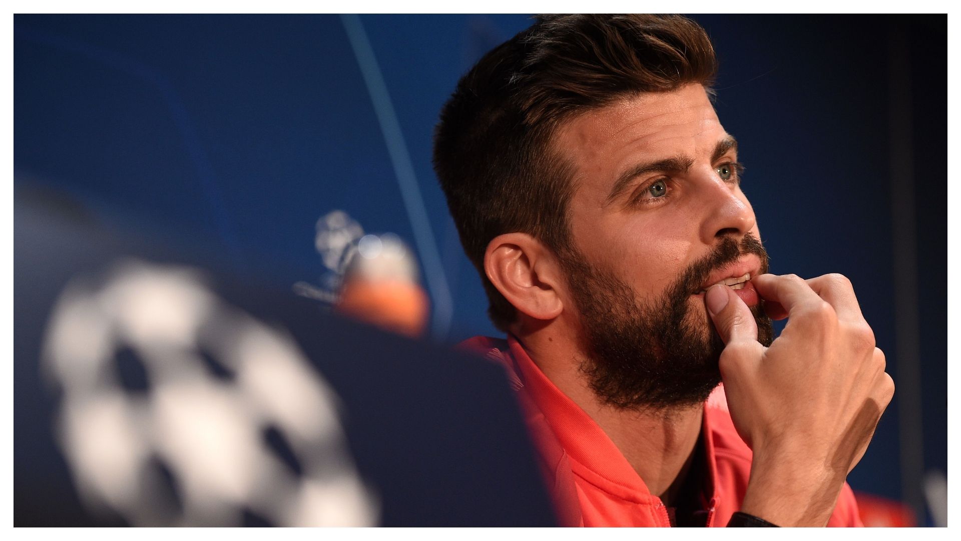 Gerard Pique Manchester United Barcelona Champions League