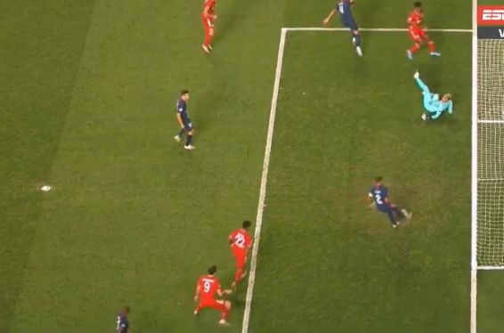 oierde Coman salva Thiago