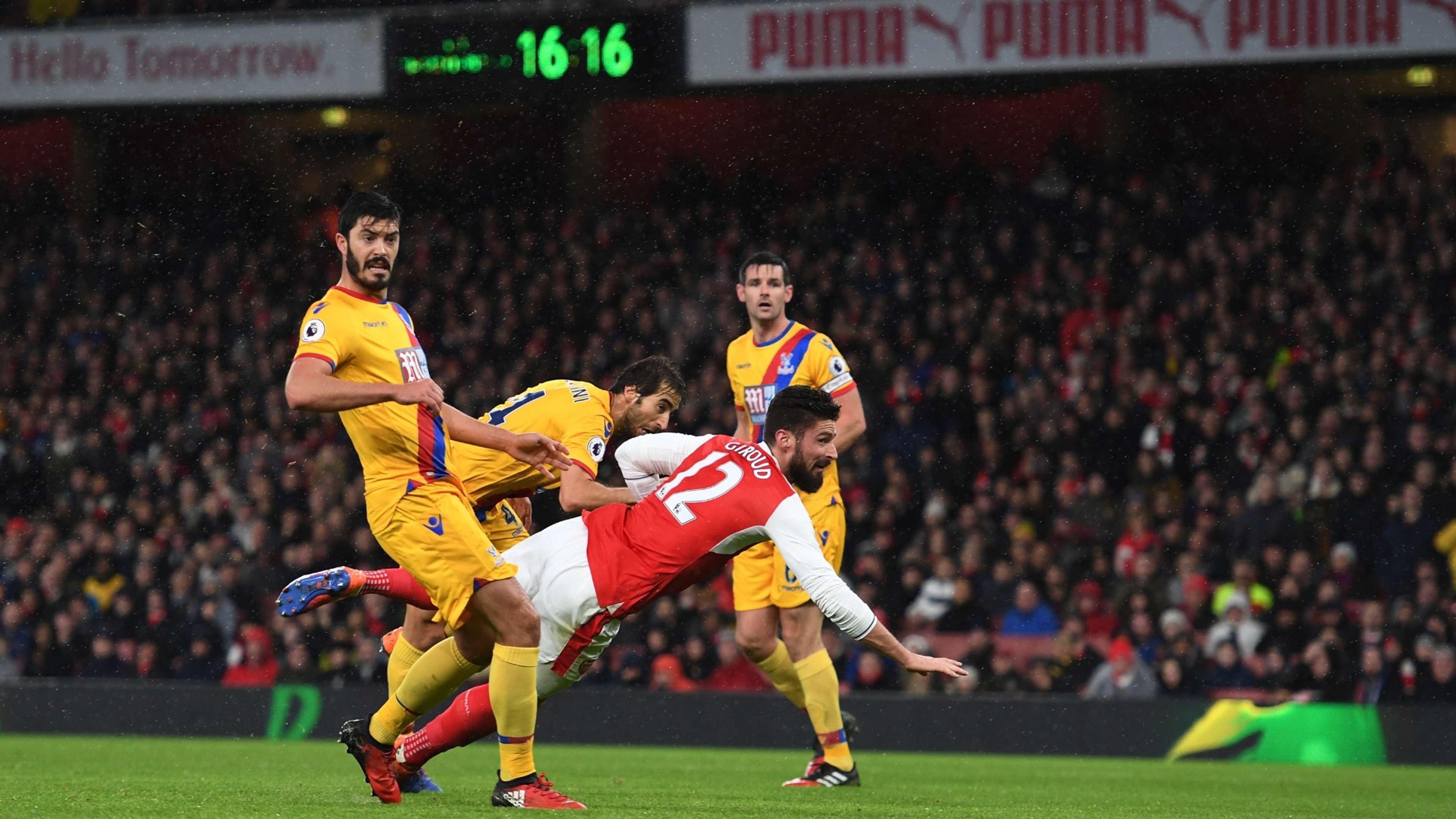 Olivier Giroud Arsenal 2016-17