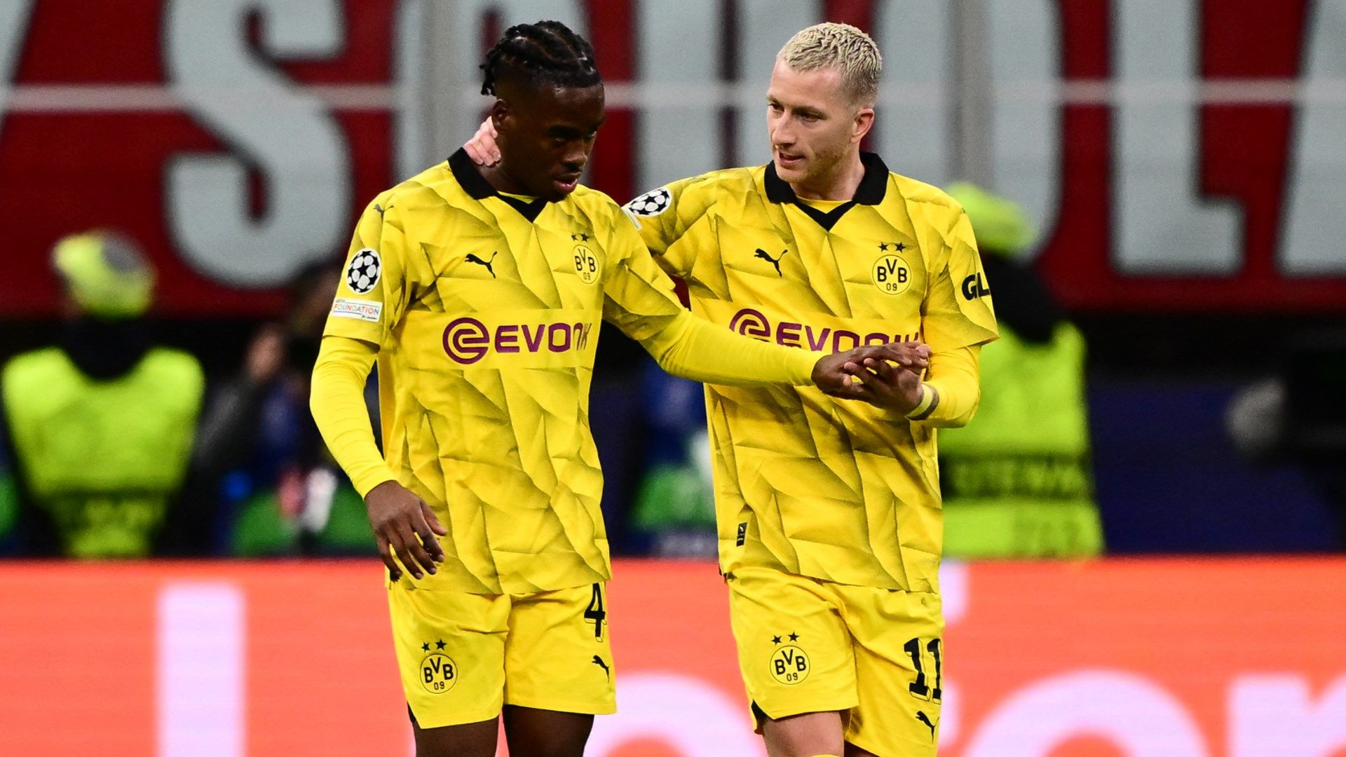 Jamie Bynoe-Gittens Marco Reus Dortmund AC Milan 2023-24 Champions League