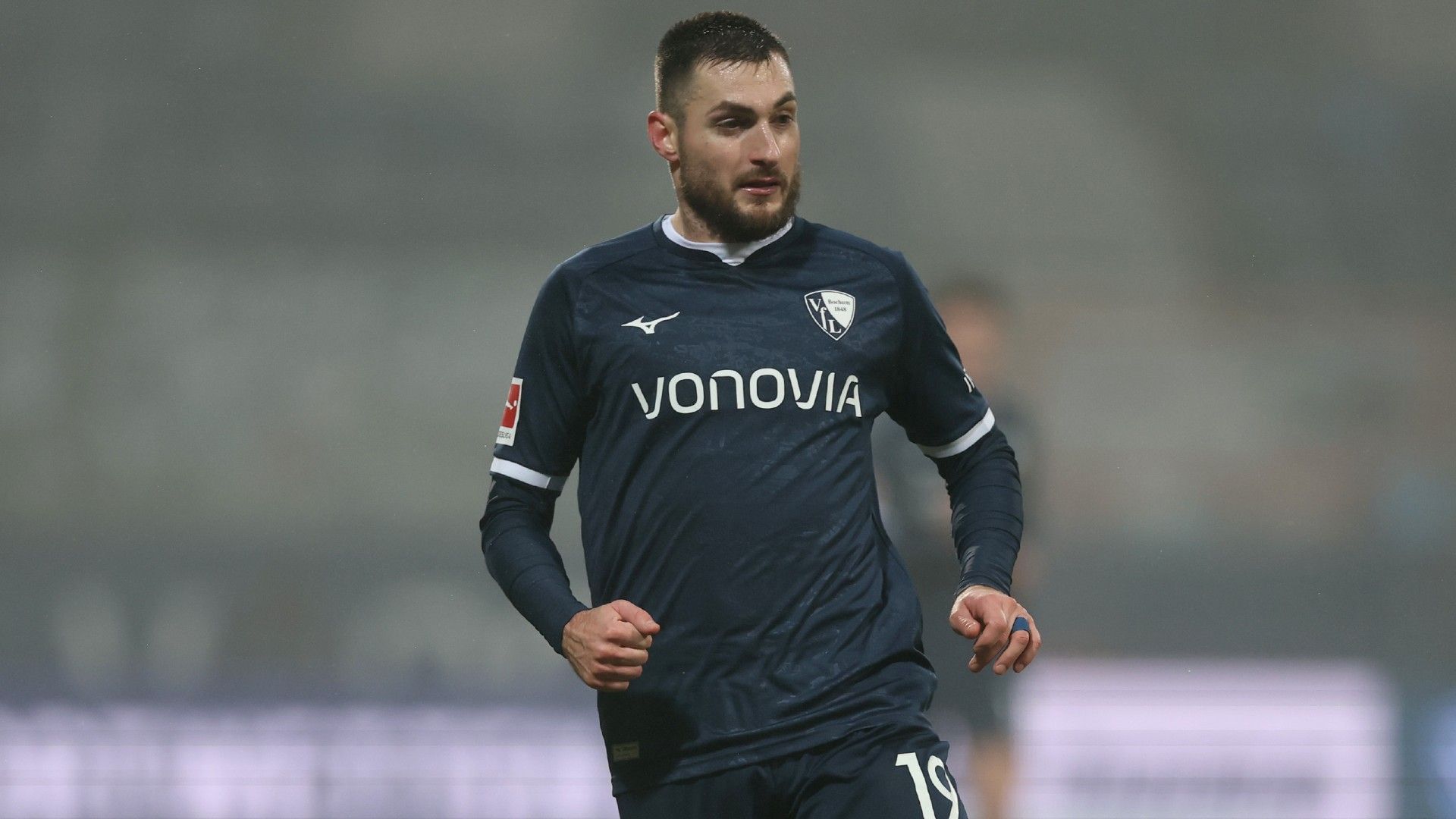Matus Bero of VfL Bochum runs with the ball 