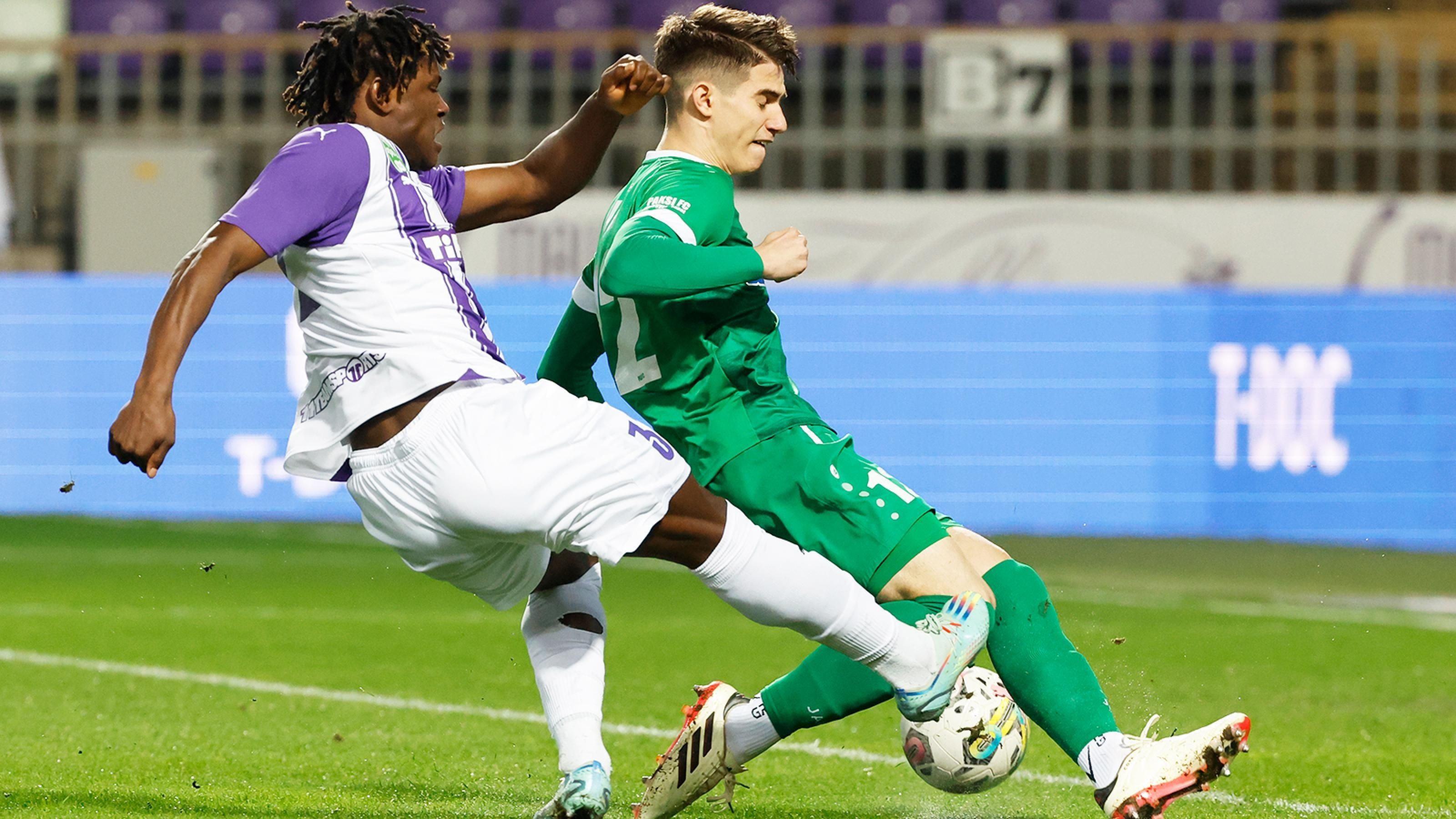 Újpest v Paks 